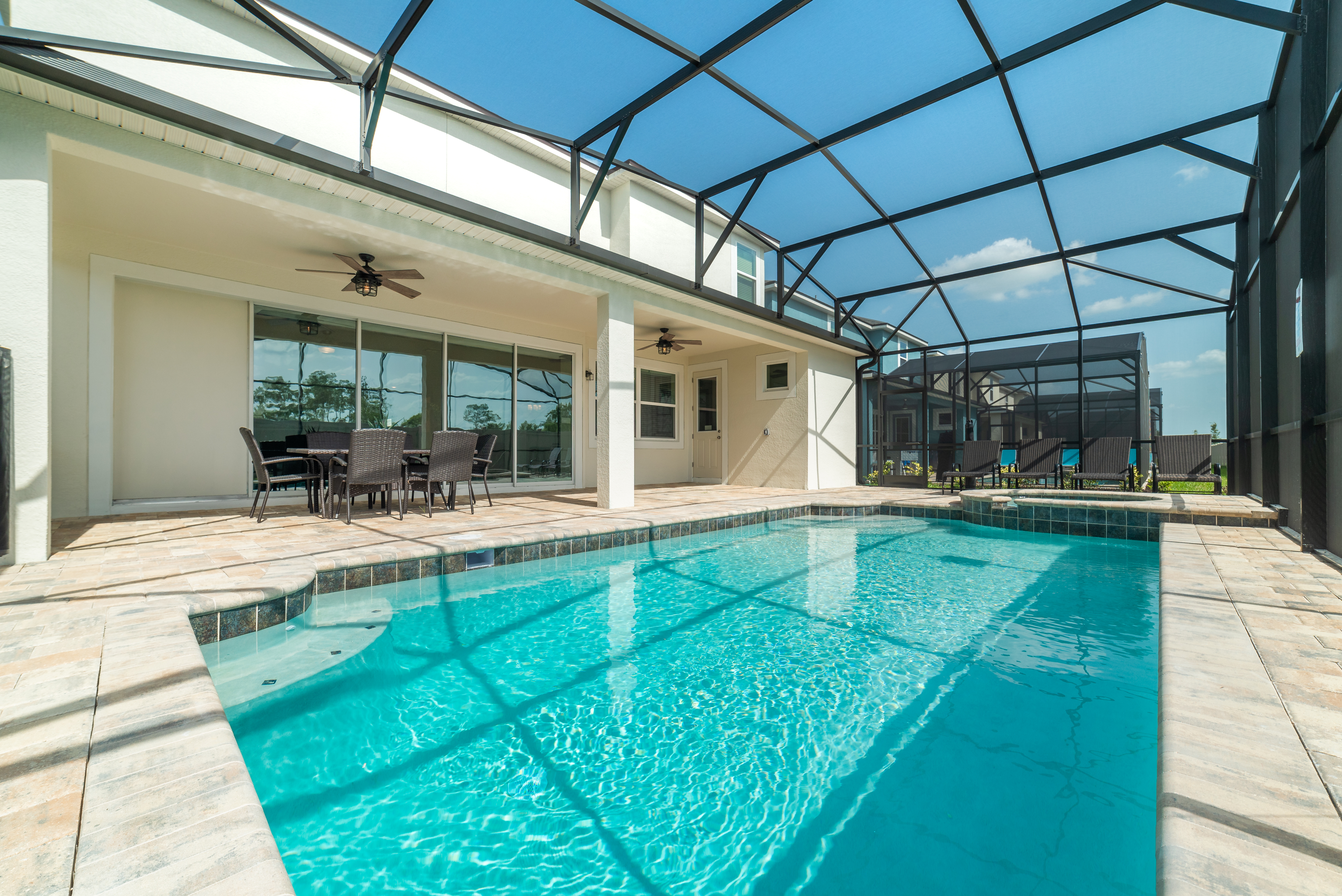 Home Seven Bedrooms with Private Pool