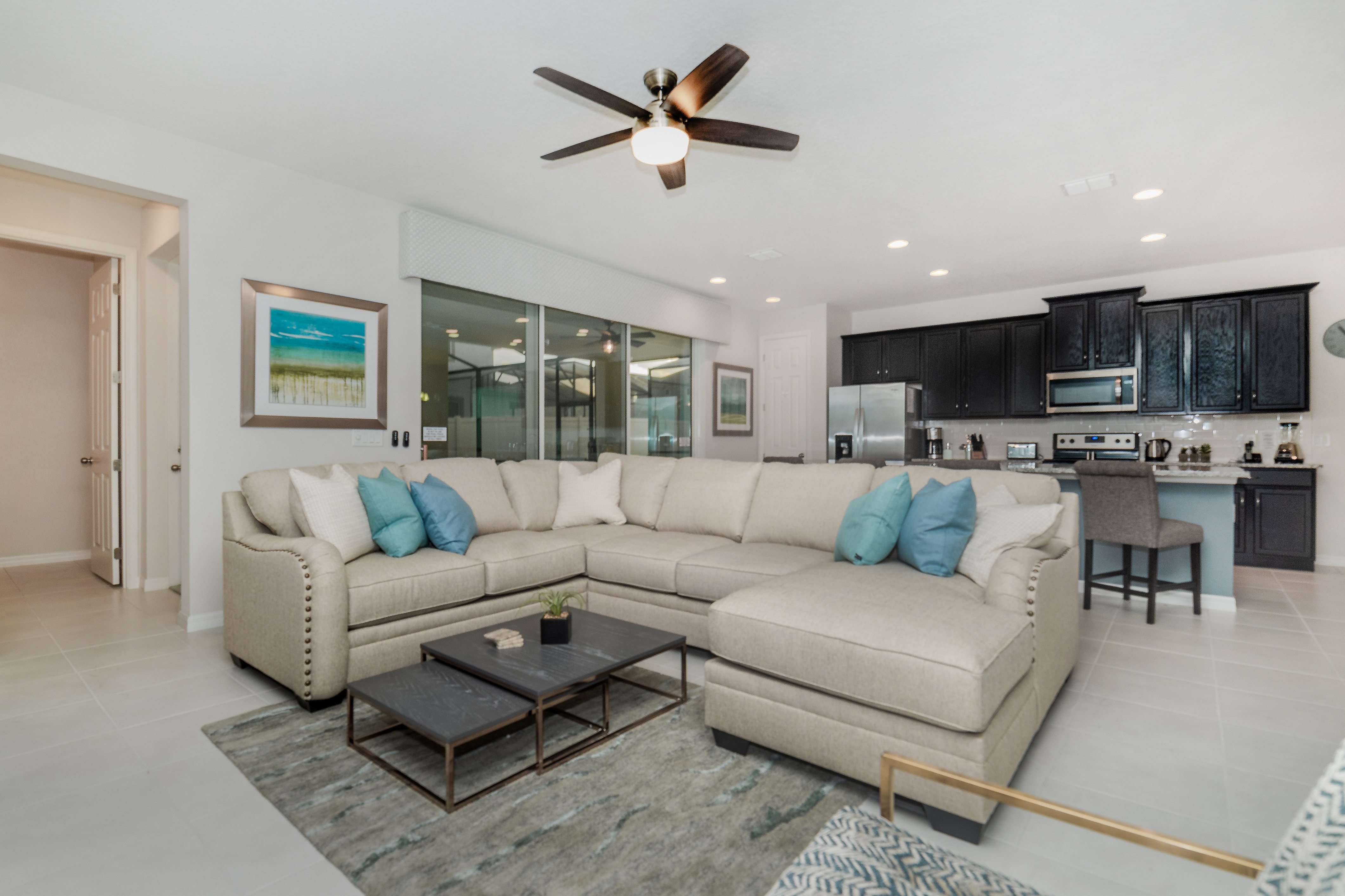 Home Four Bedrooms with Private Pool