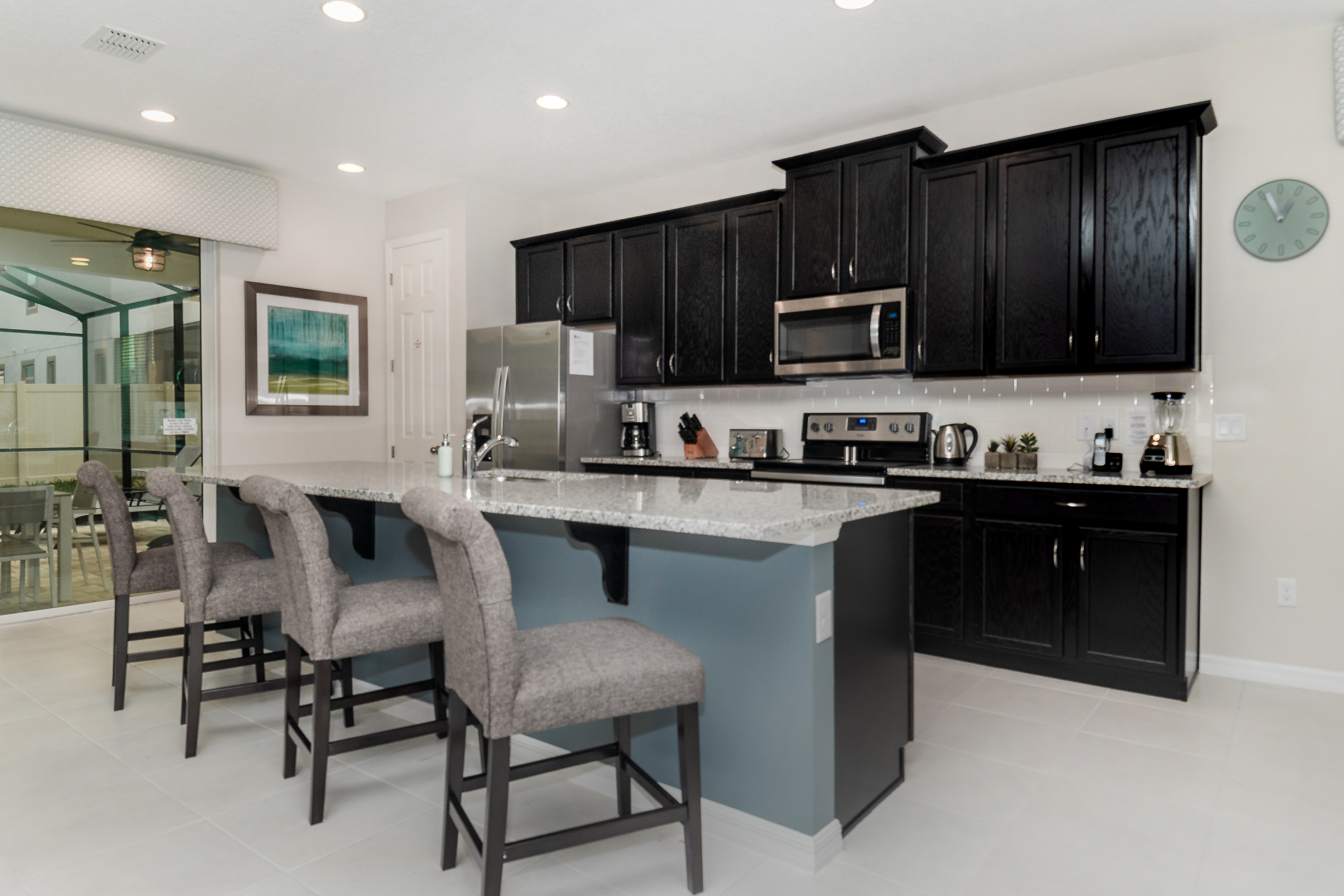 Home Four Bedrooms with Private Pool