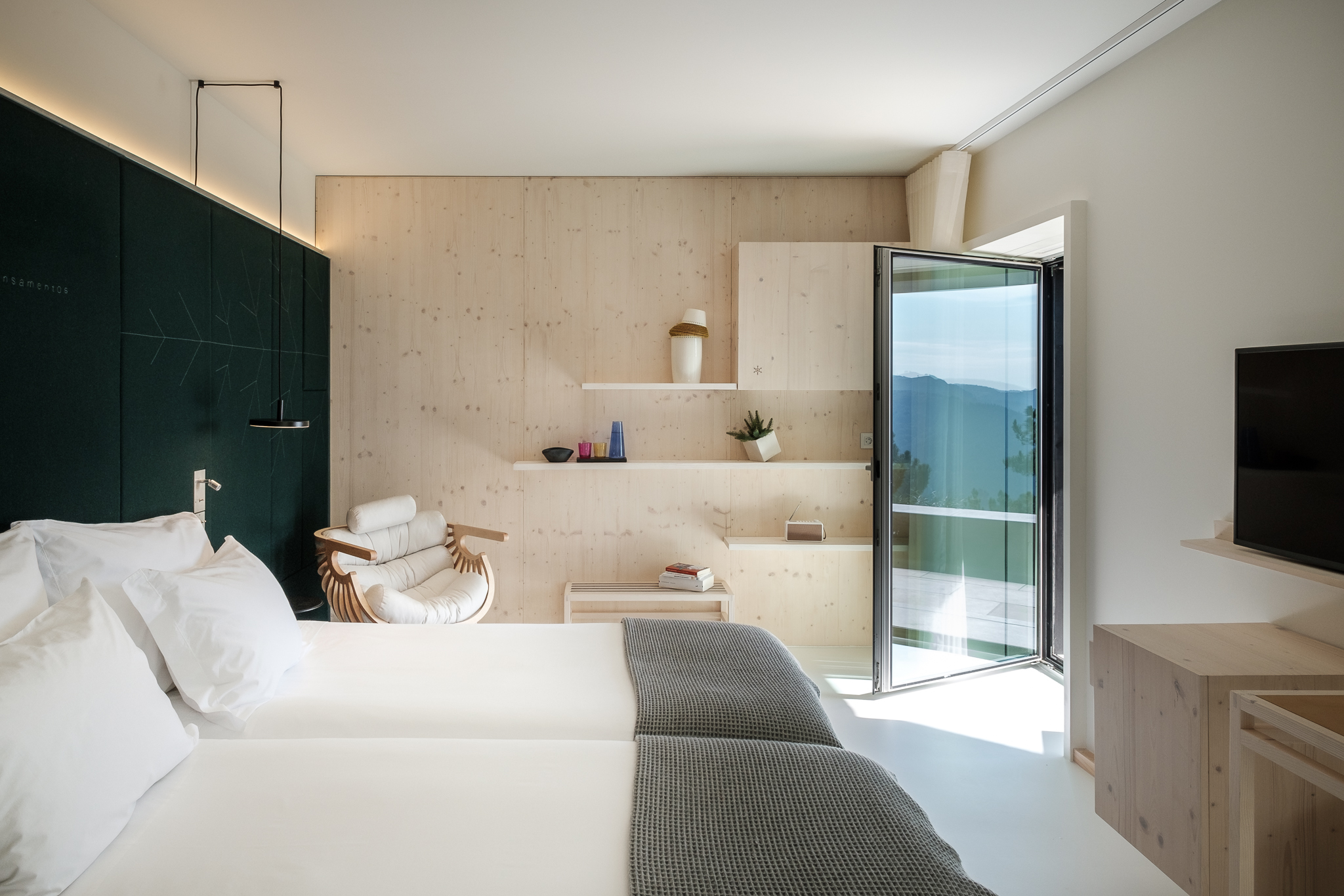 Double or Twin Mountain View