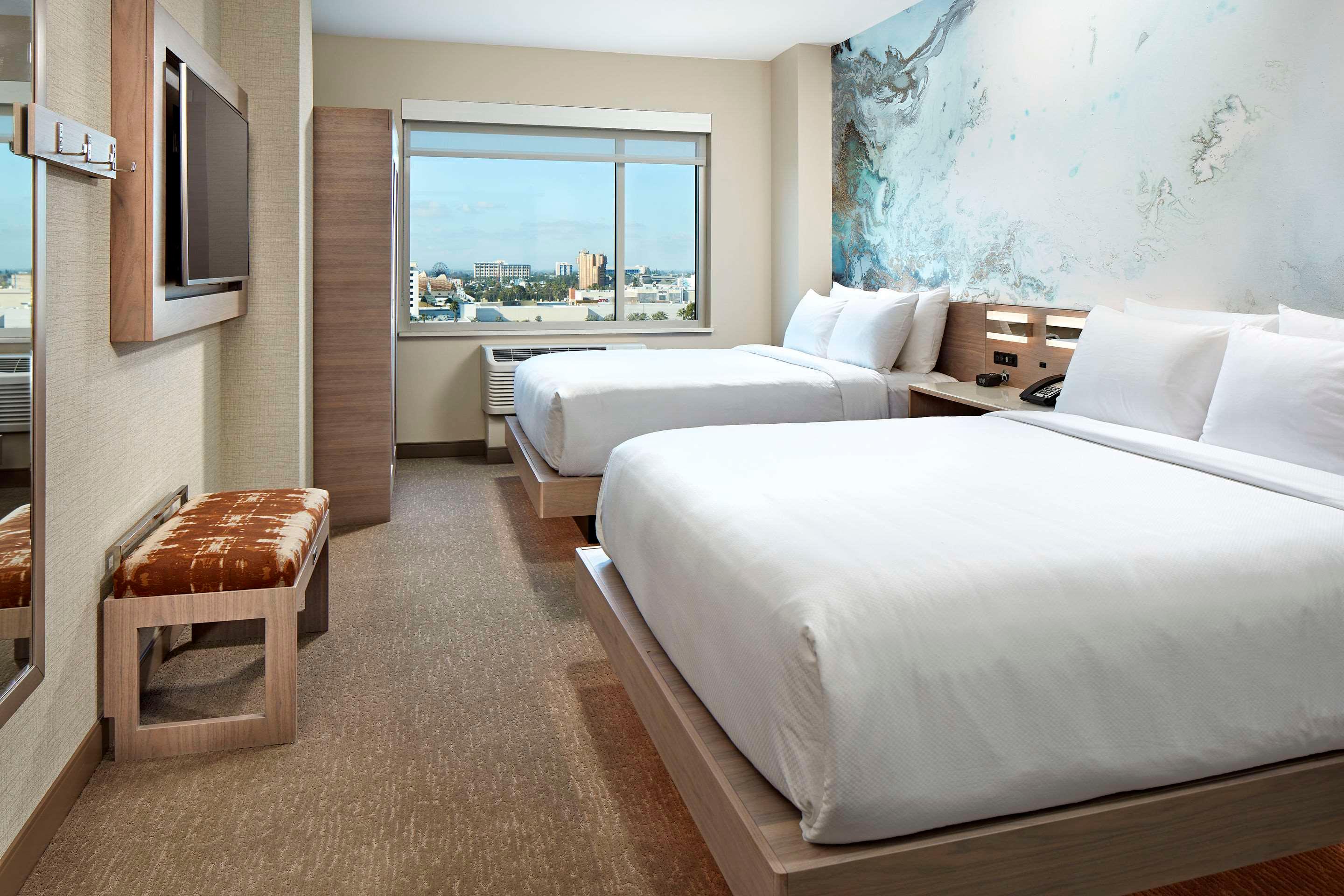 Suite Two Queen Beds