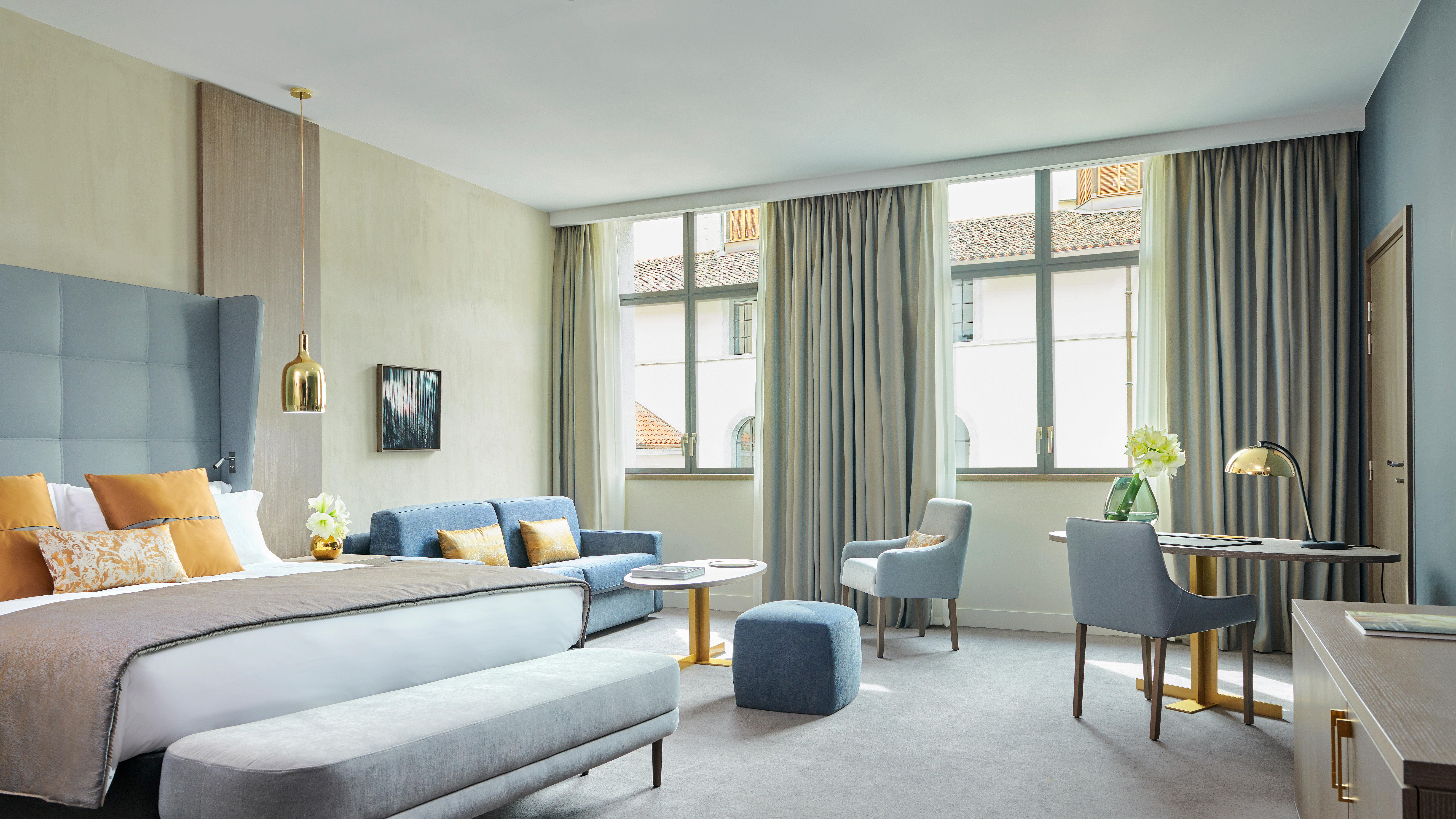 Double Accessible with Views