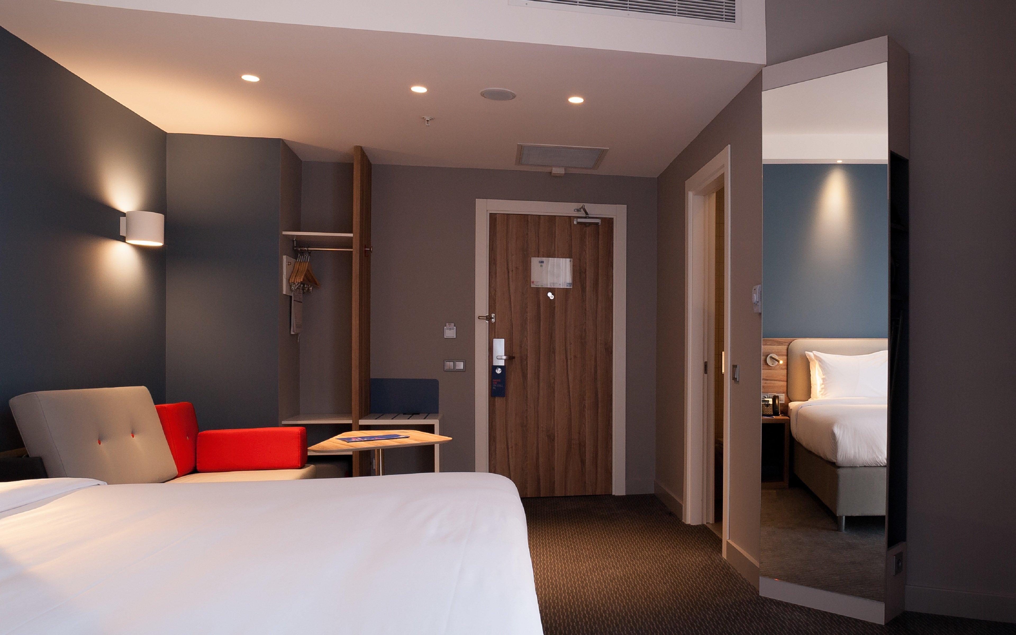 Double King Size Bed