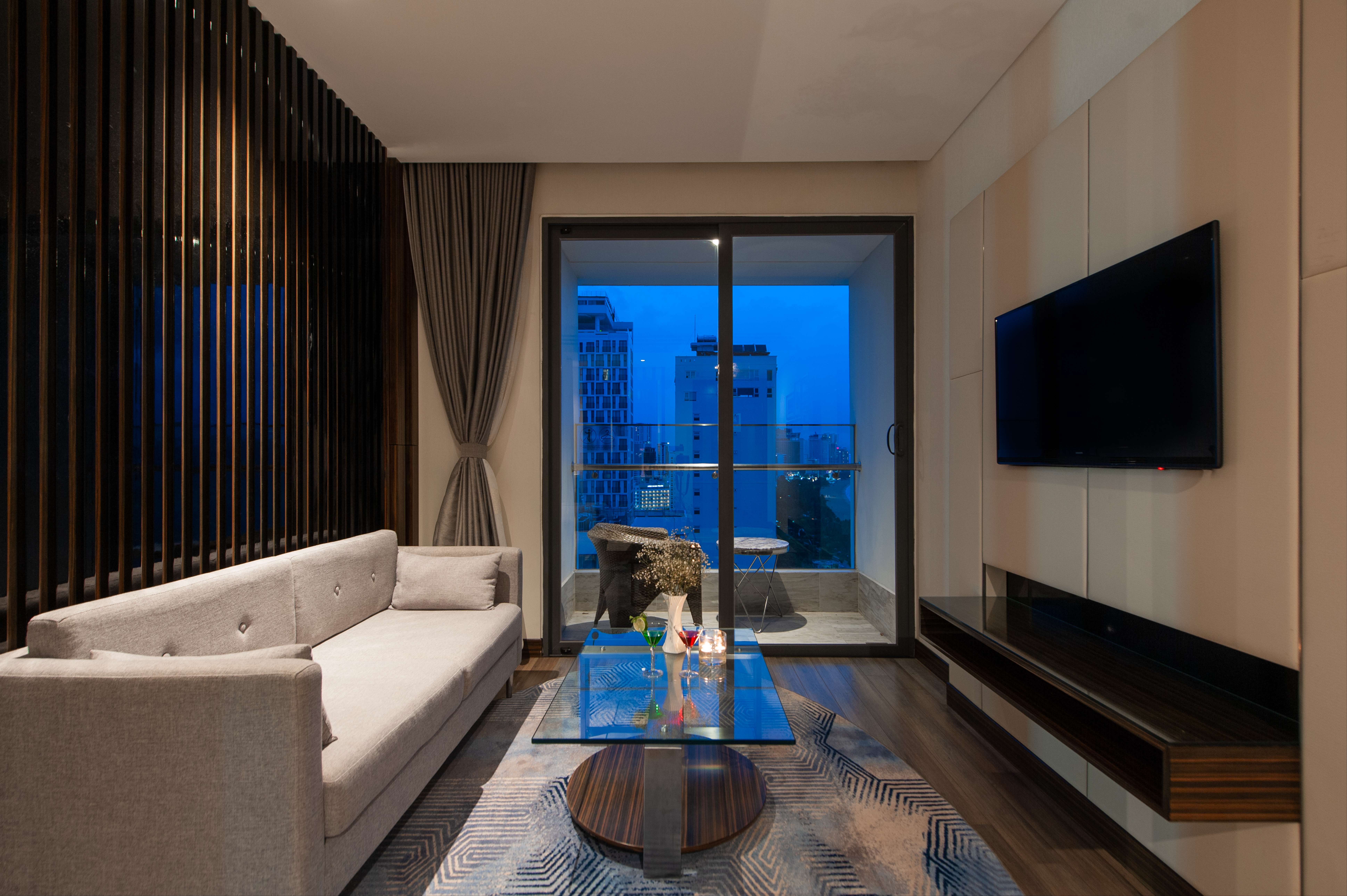 Family Room Capacity 3