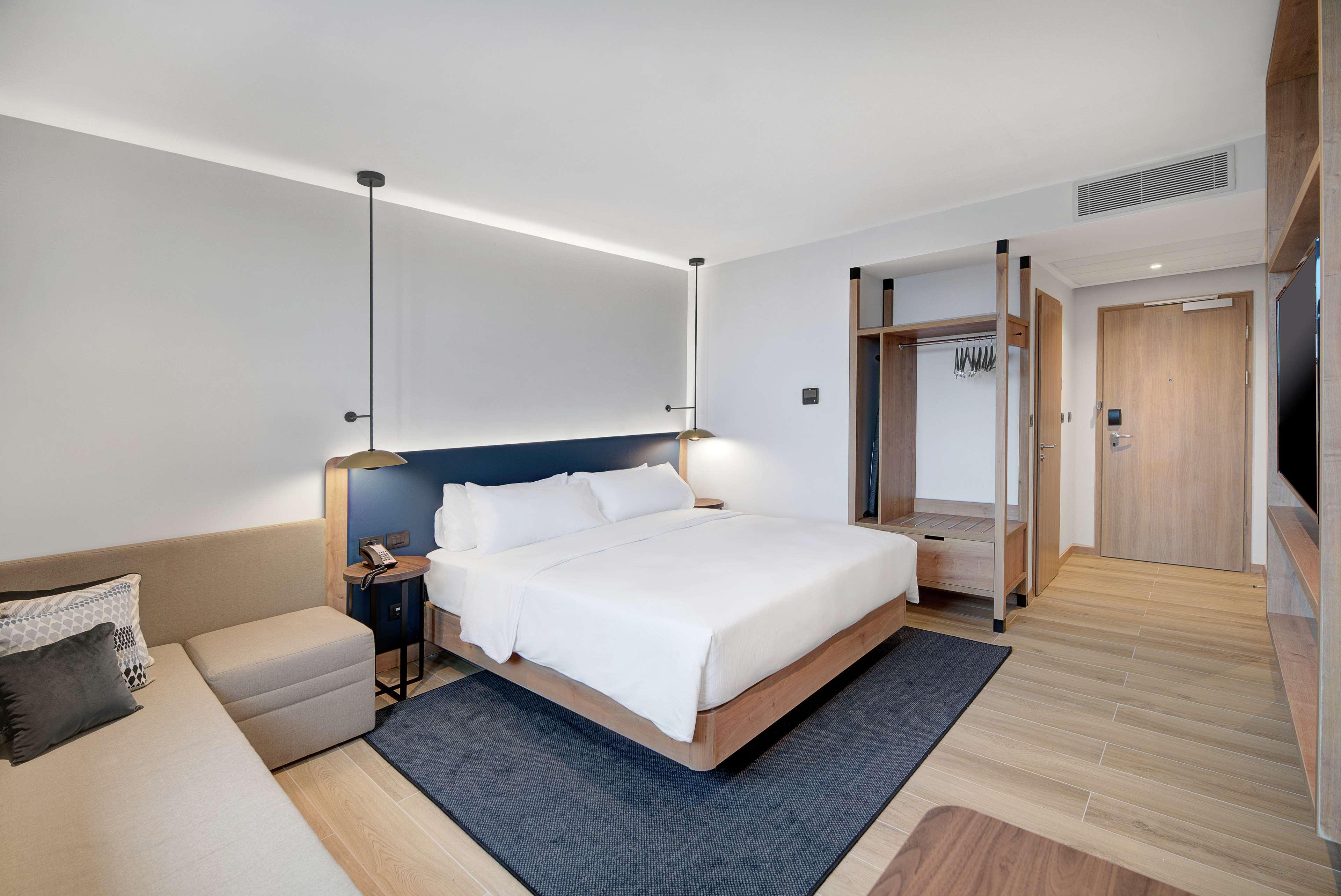 Room Superior King Bed