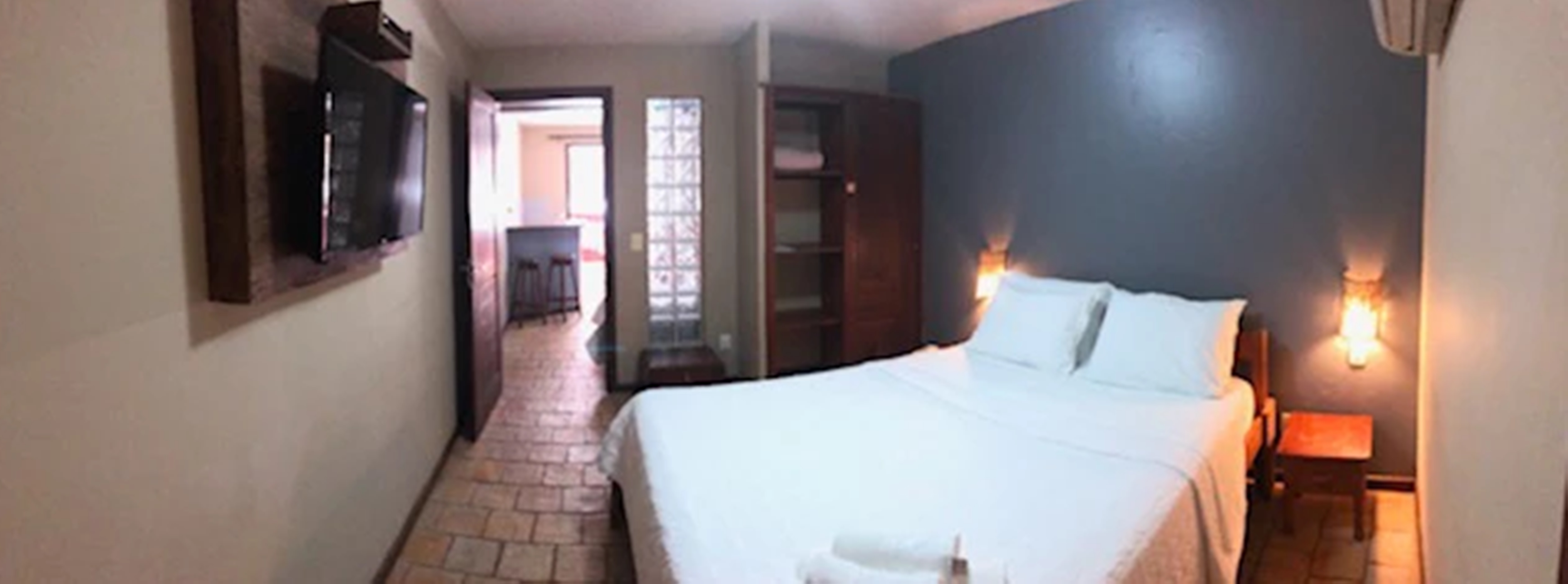 Family Room Capacity 4