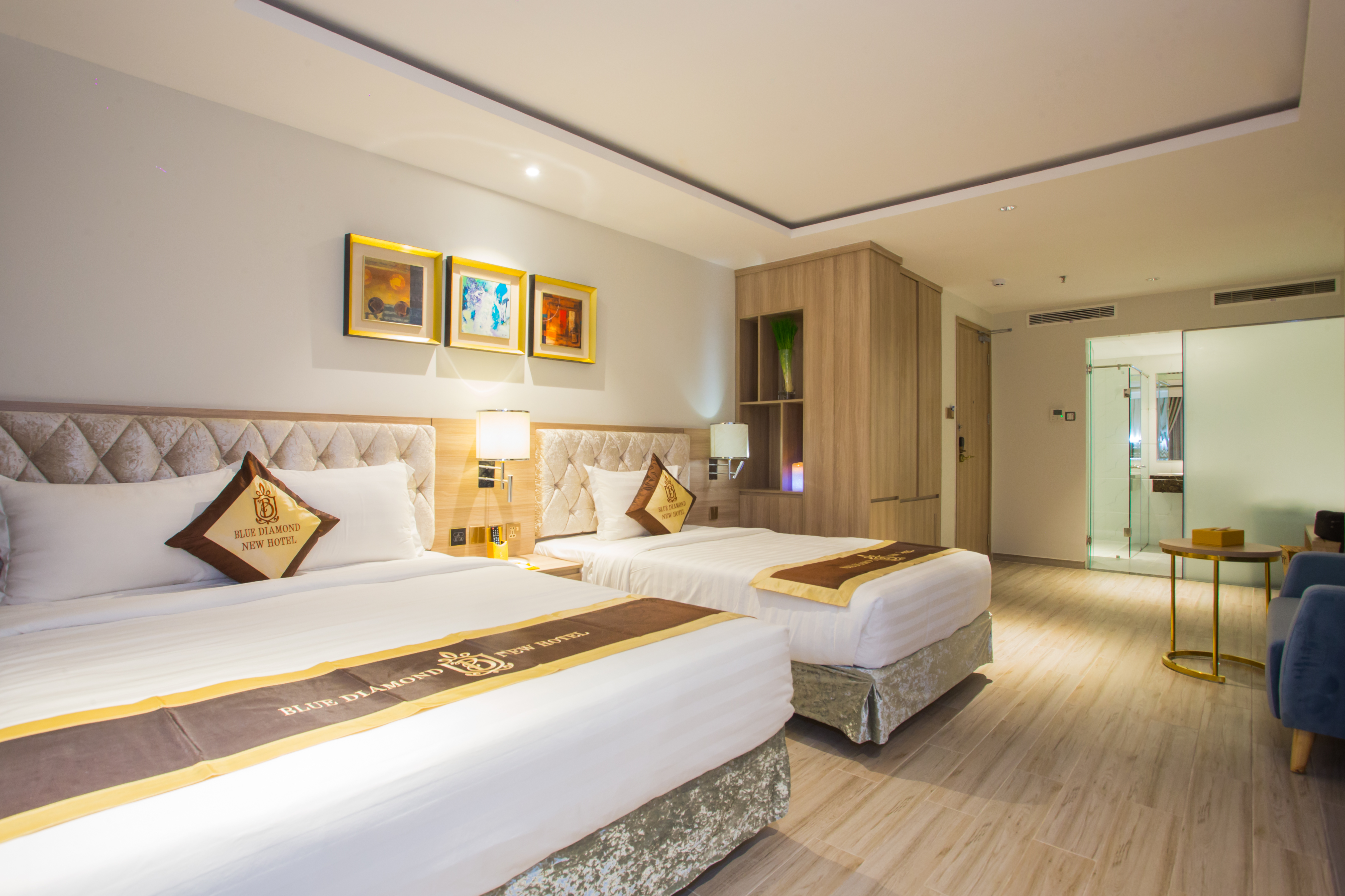 Family Room Executive