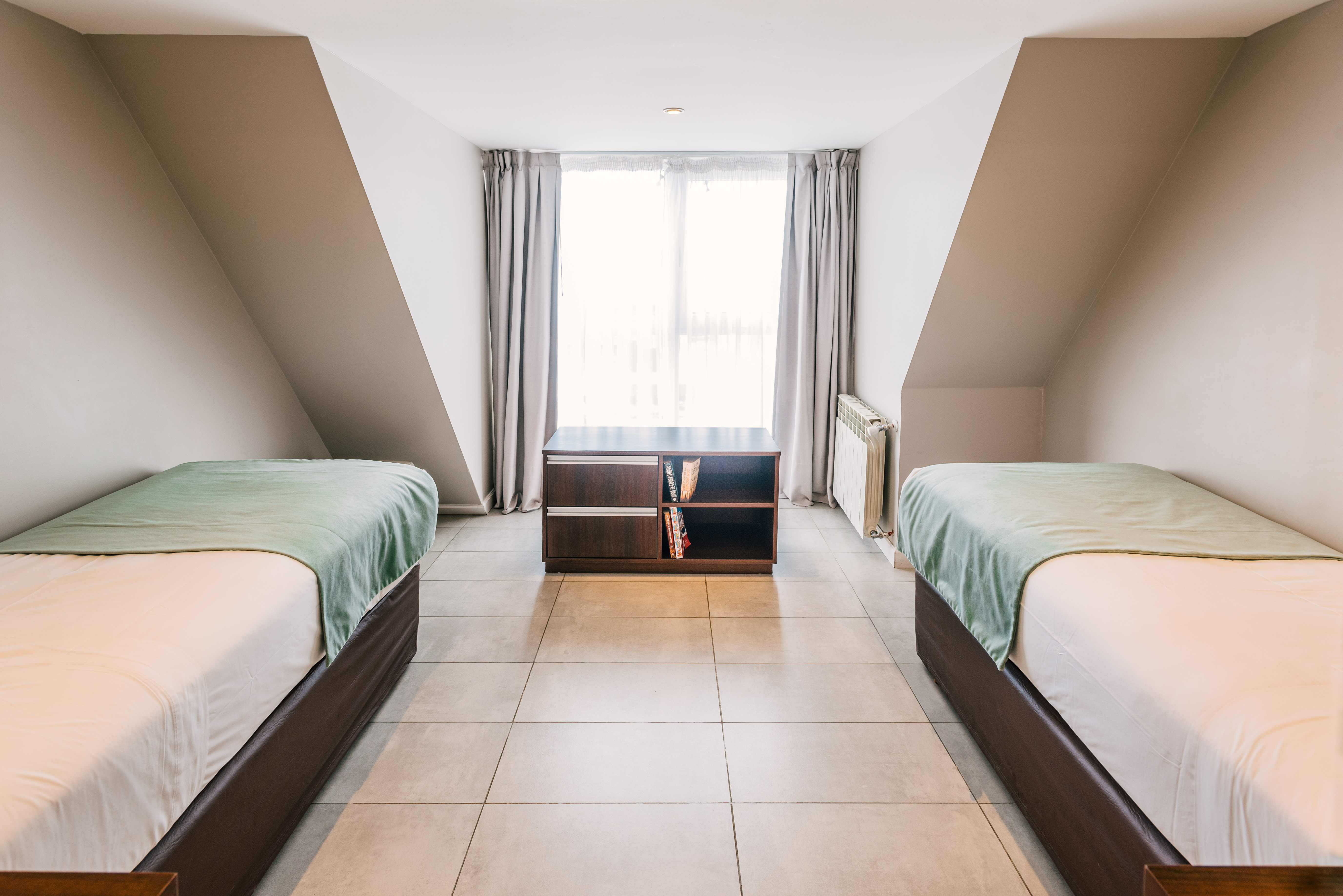 Apartment Capacity 4