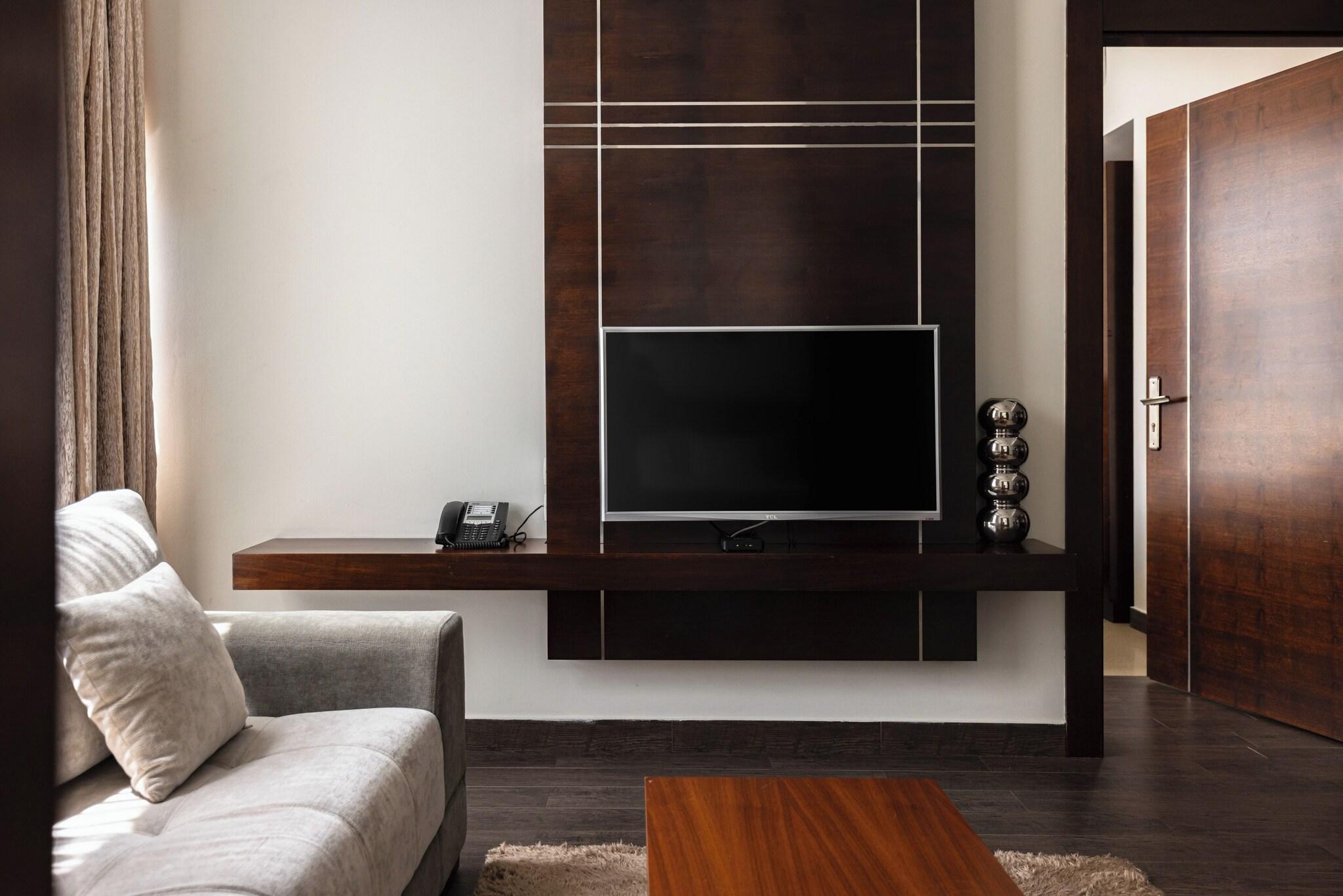 Junior Suite King Size Bed