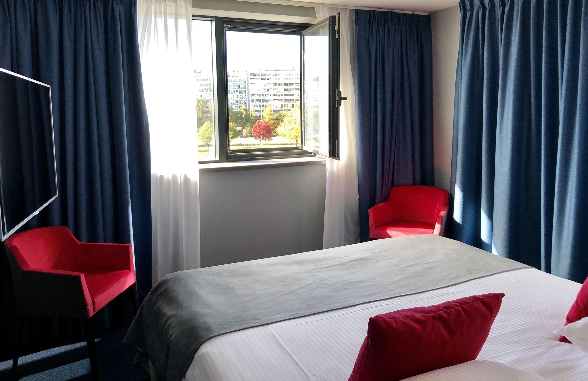 Suite King Bed One Bedroom 