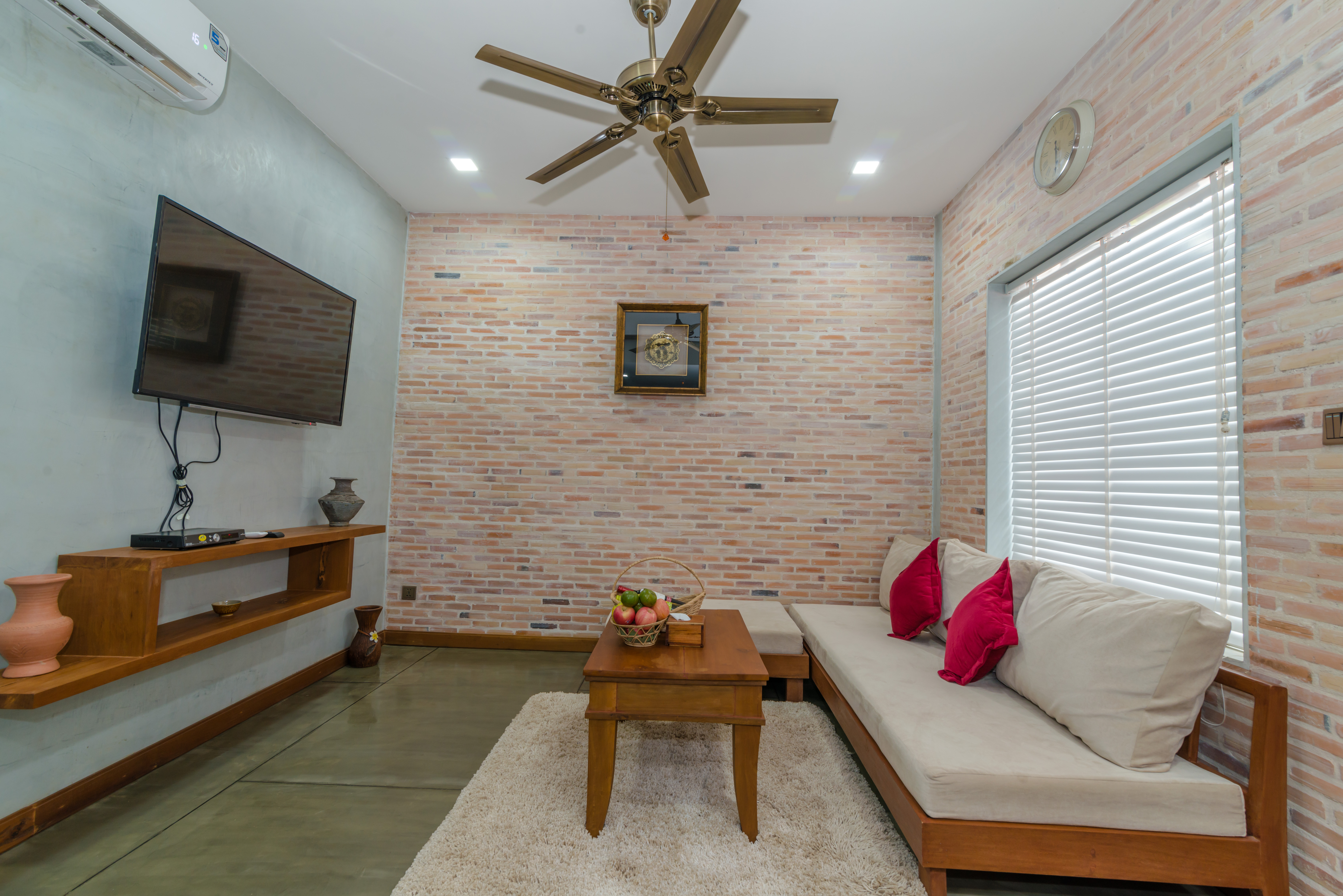 Family Room Superior with Balcony