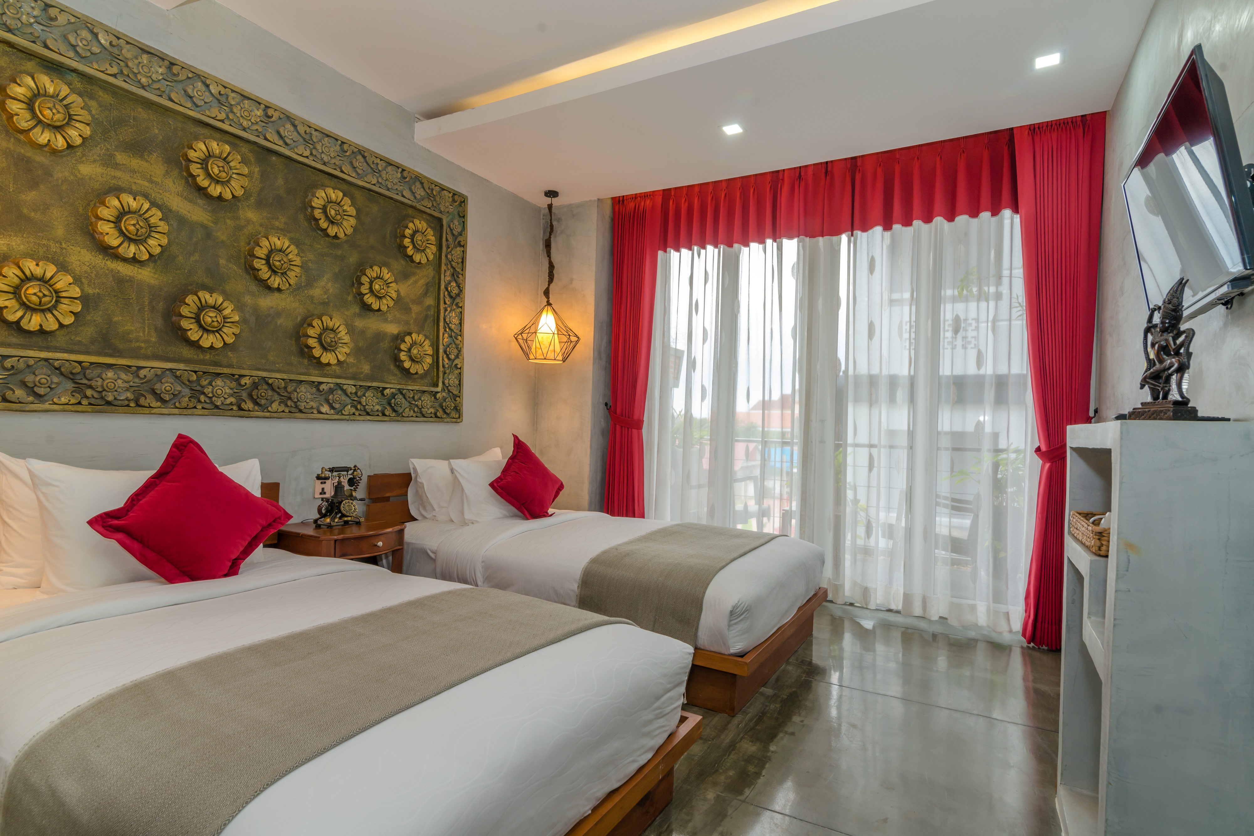 Family Room Superior with Balcony