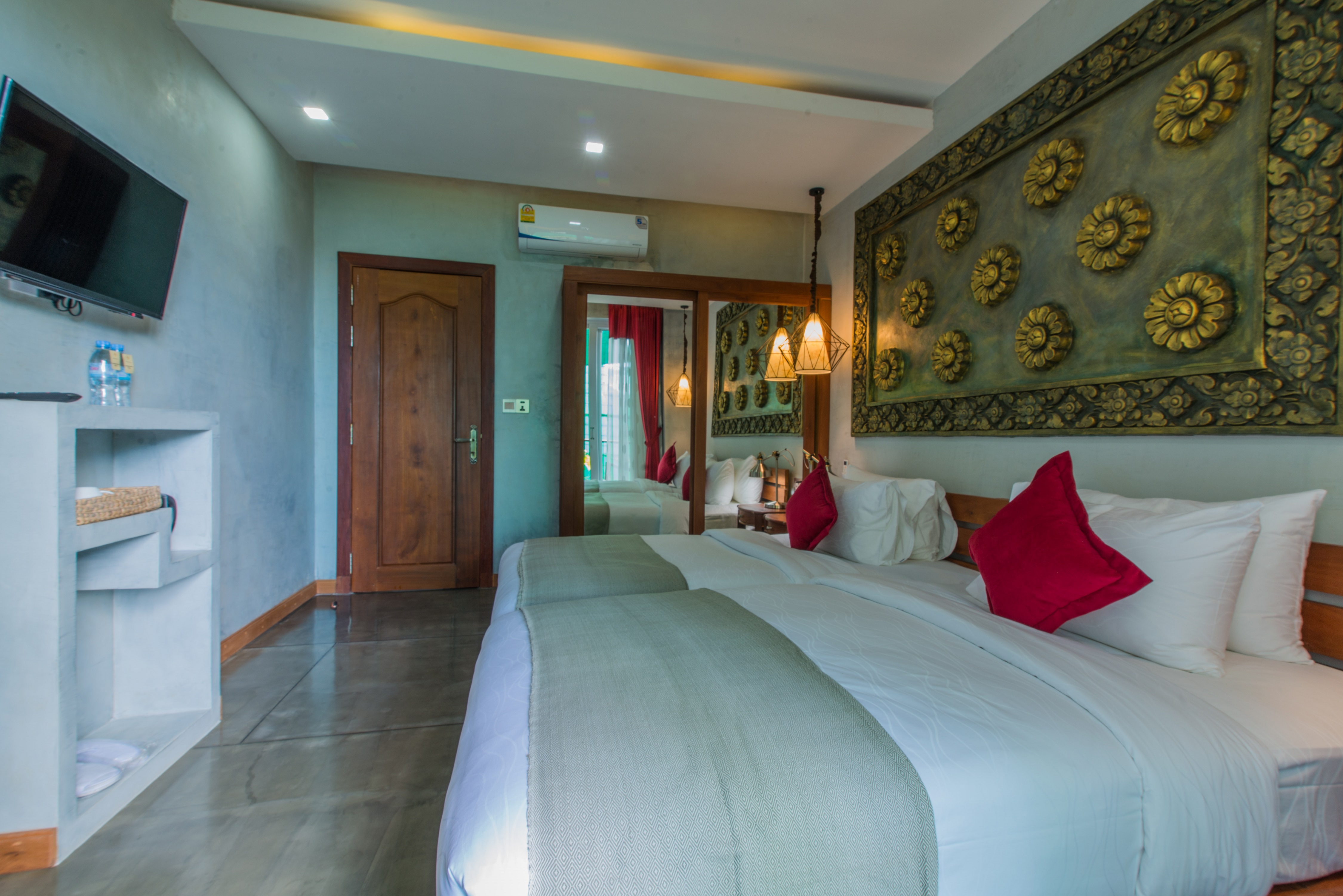 Suite Superior Pool View