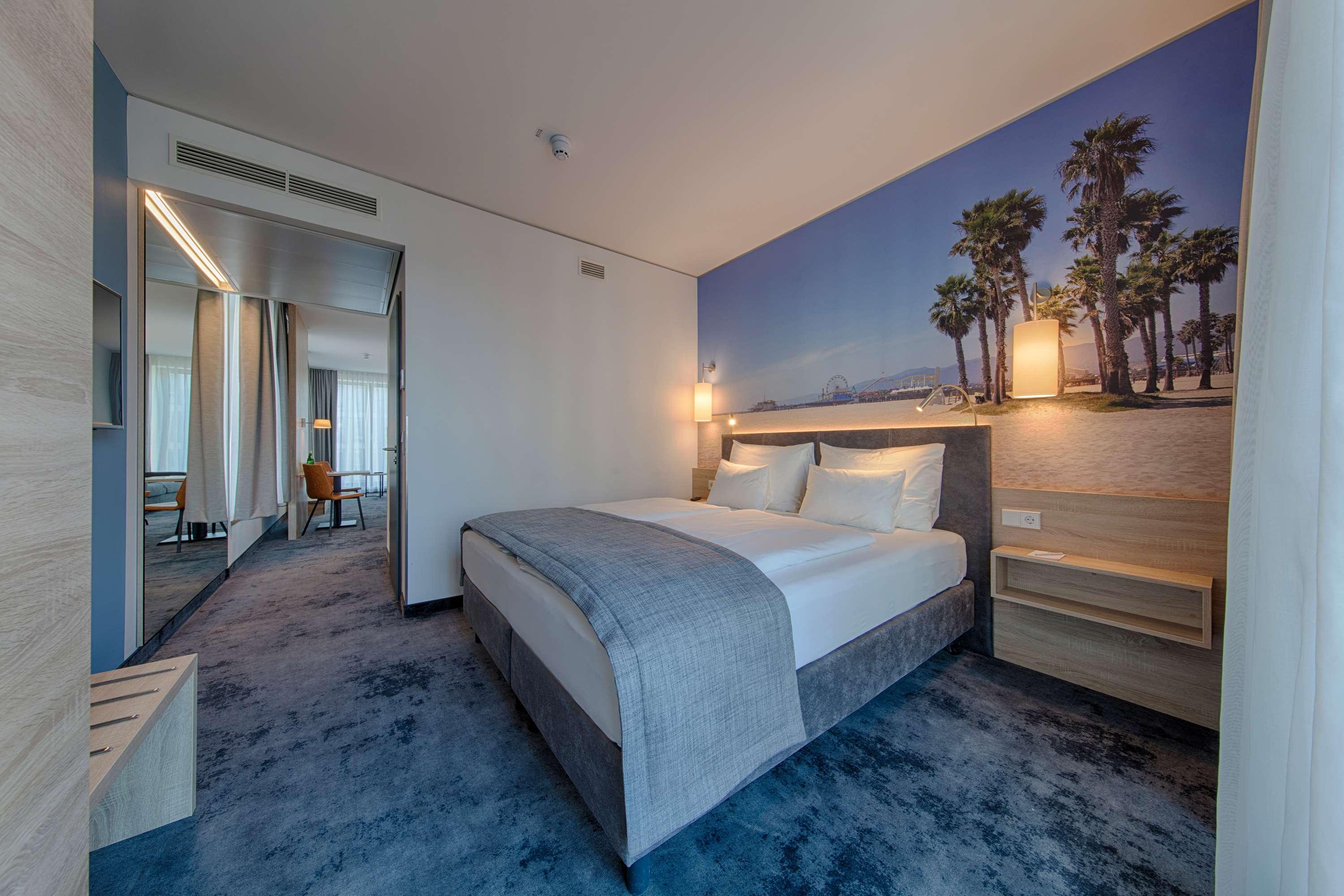 Apartment King Size Bed