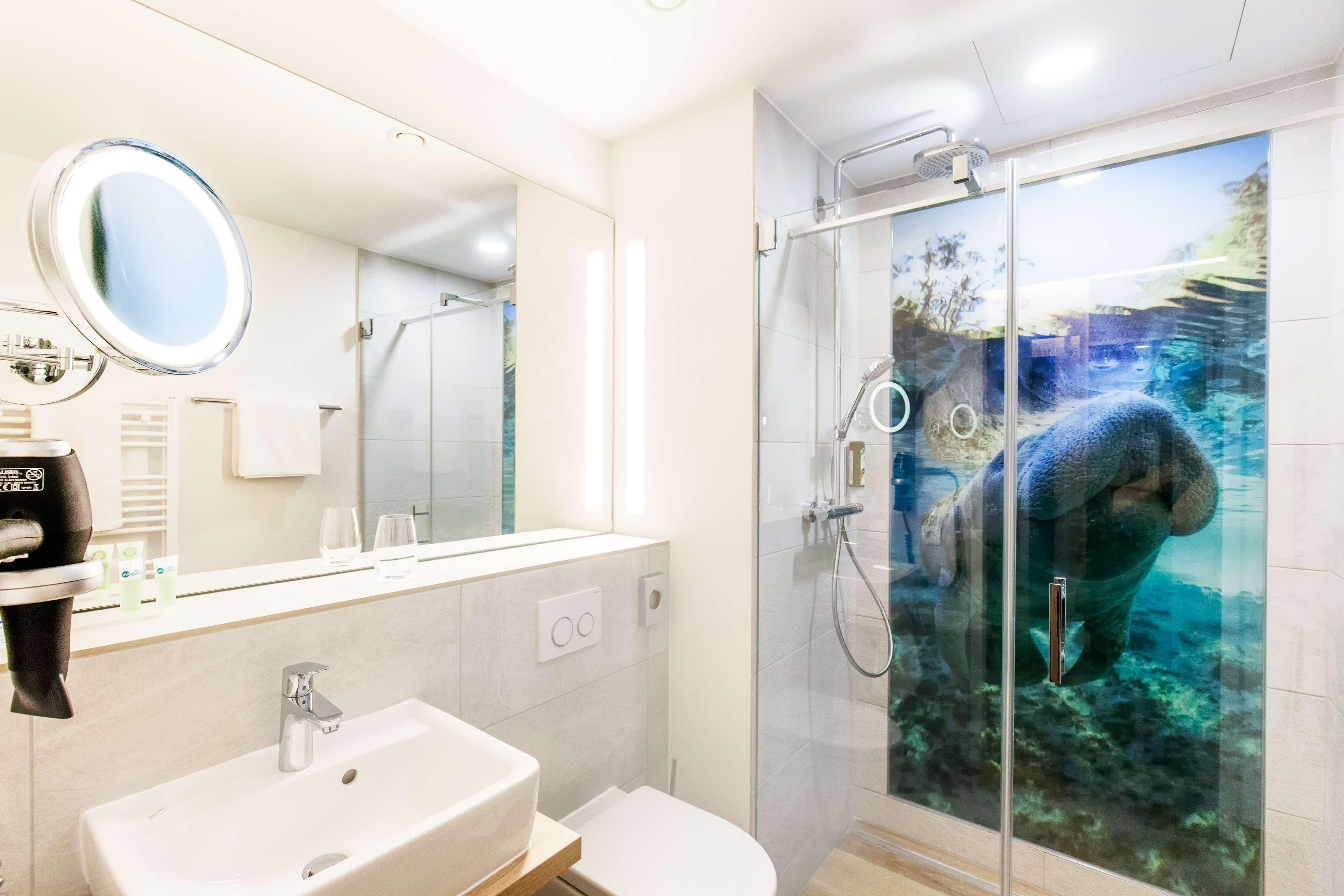 Apartment King Size Bed