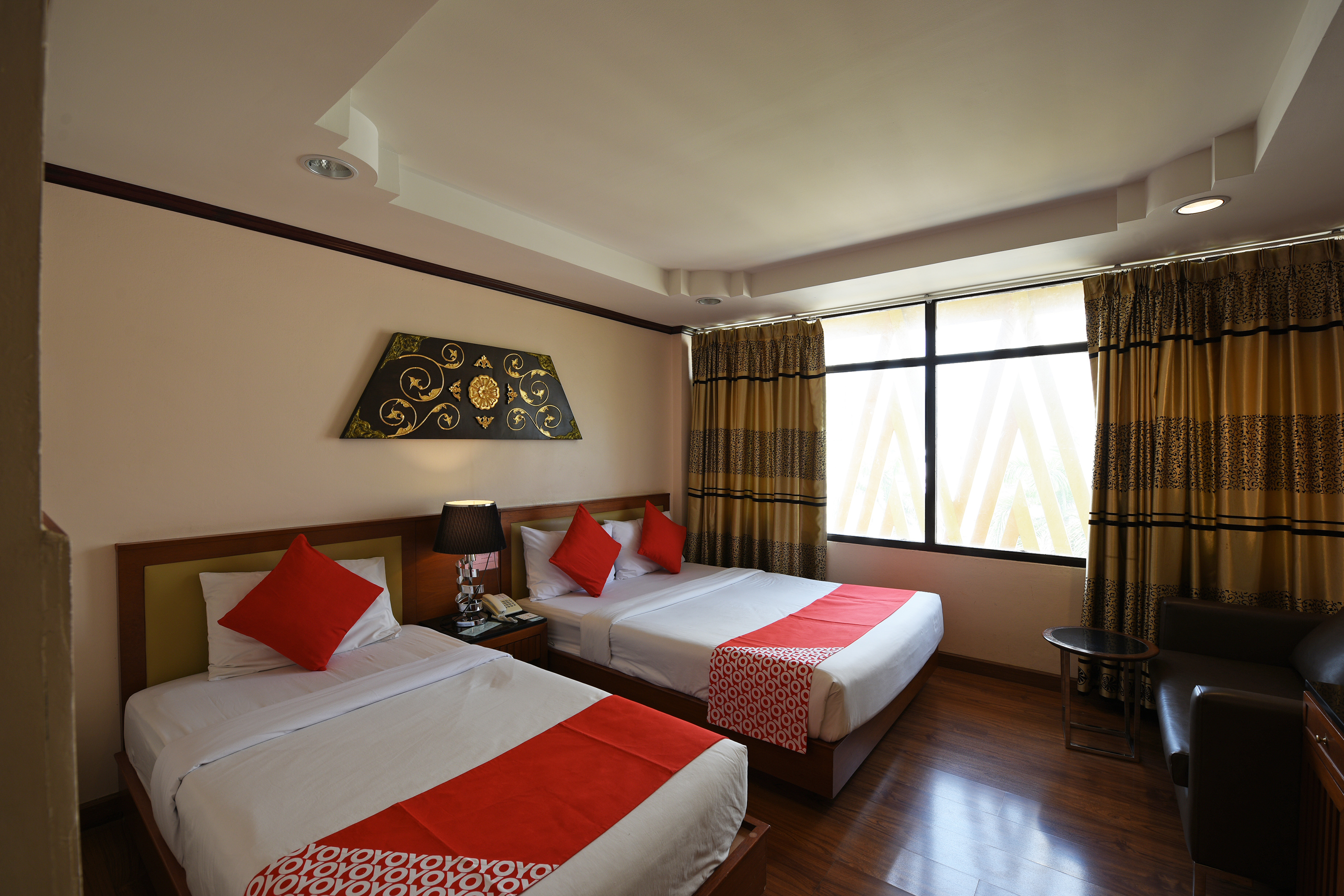 Twin Deluxe Pool View