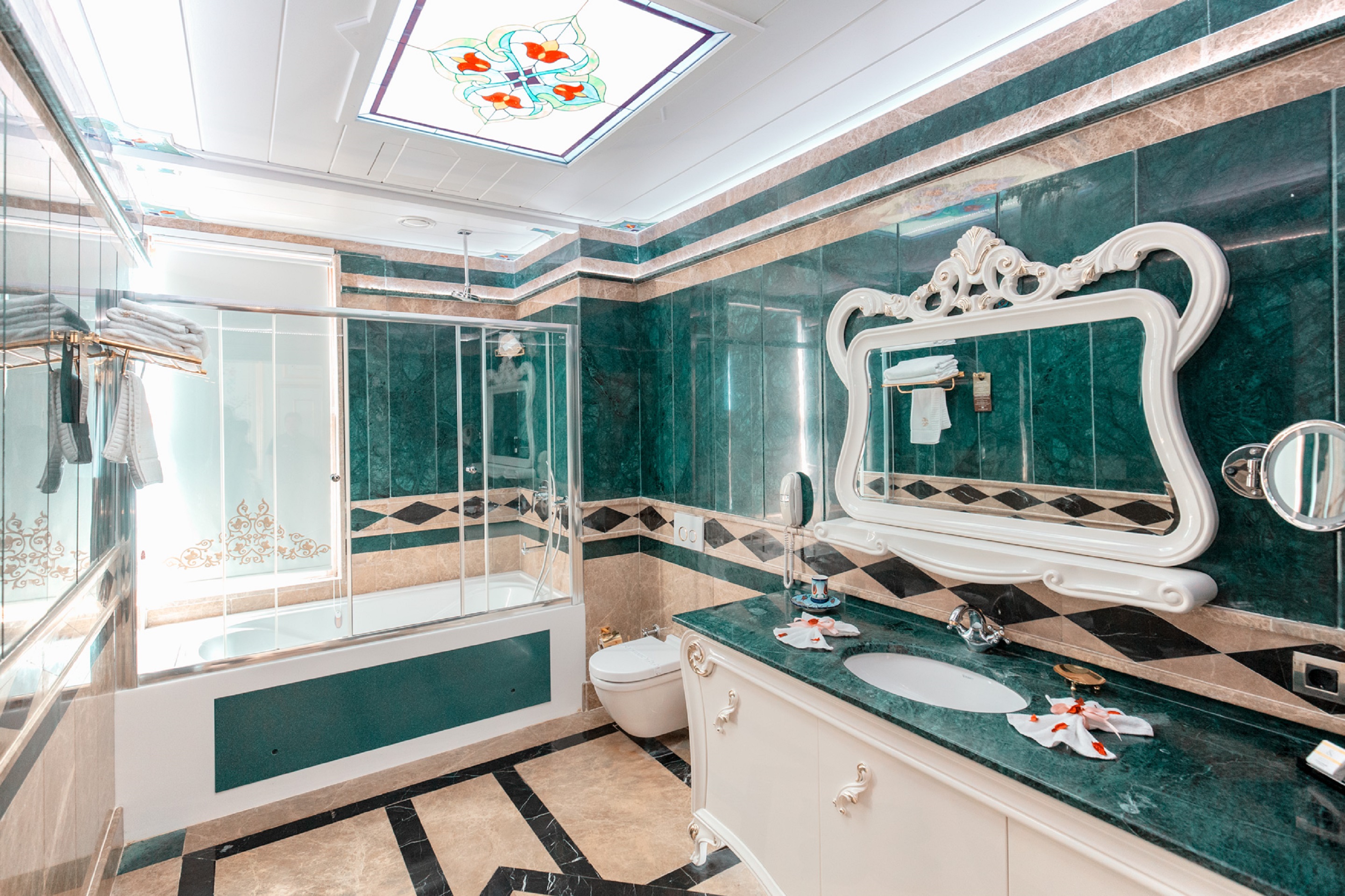 Suite Connecting Room