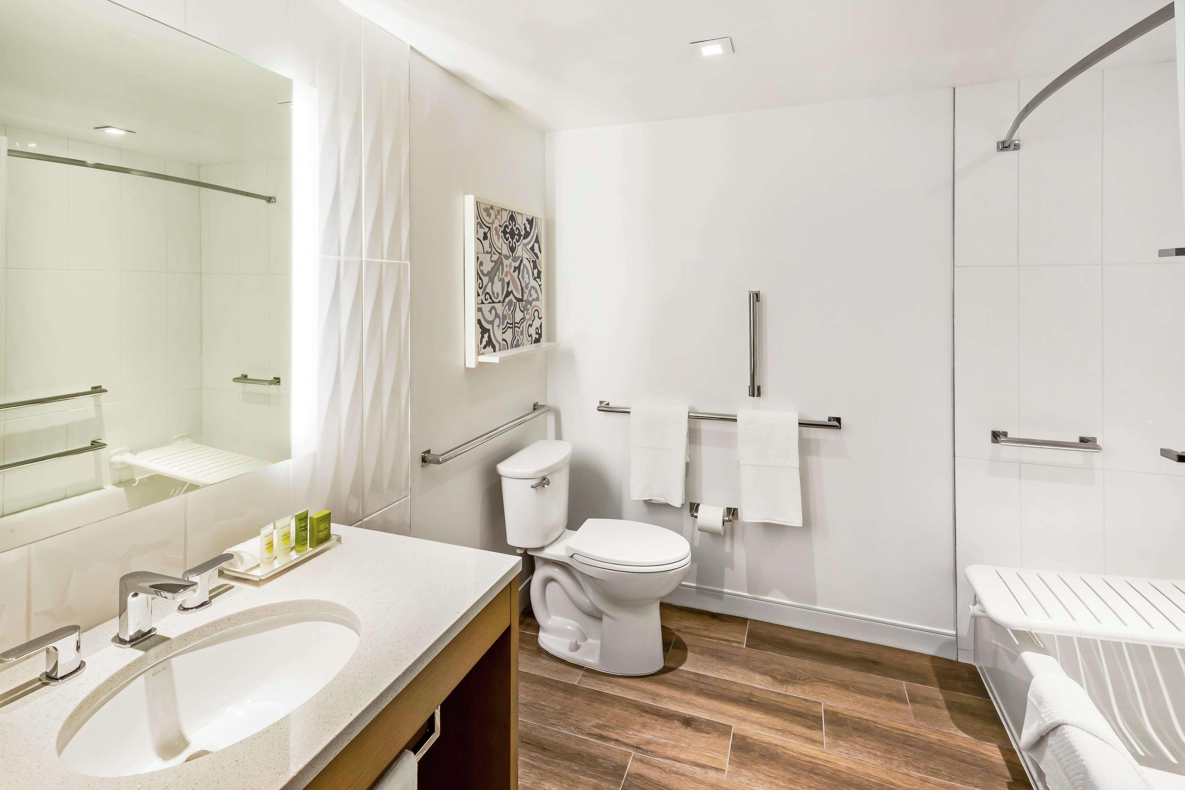 Suite Two Queen Beds