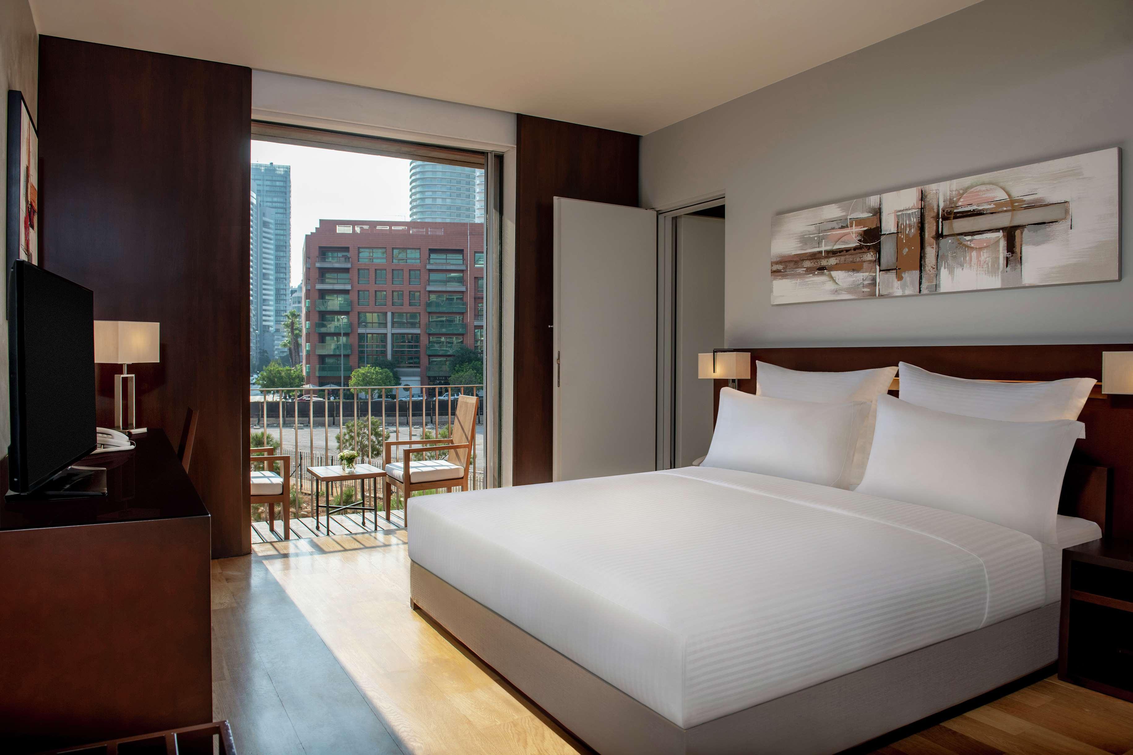 Suite King Bed One Bedroom 