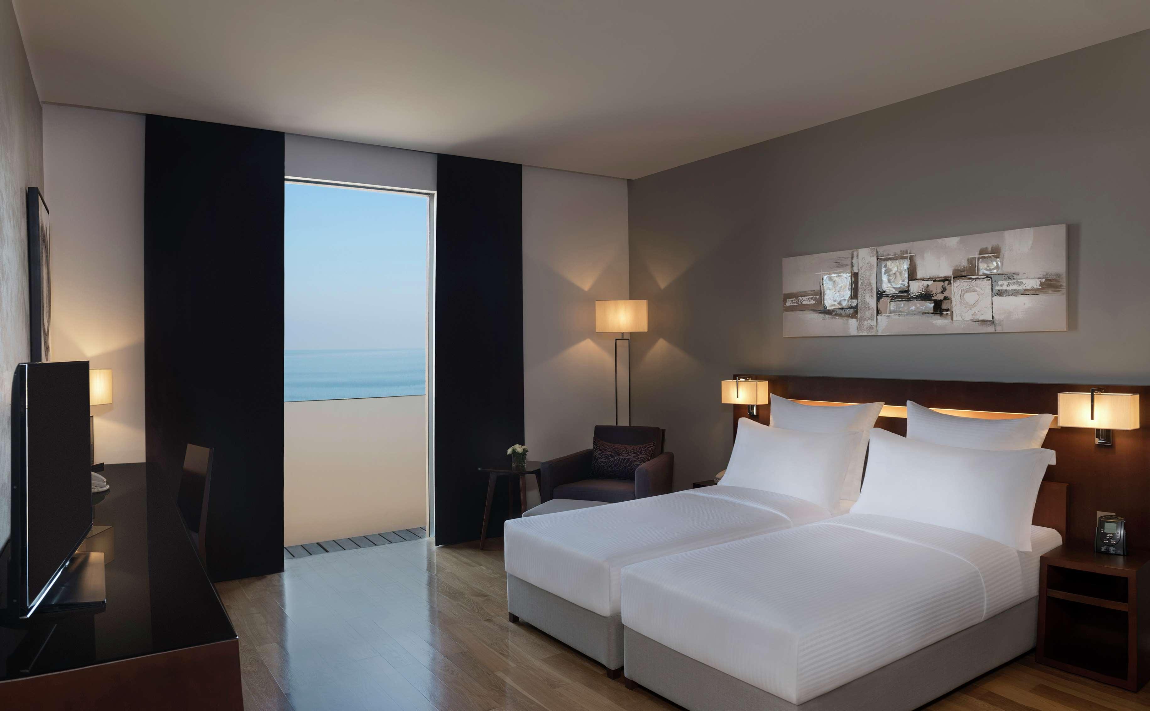 Room Deluxe with Views