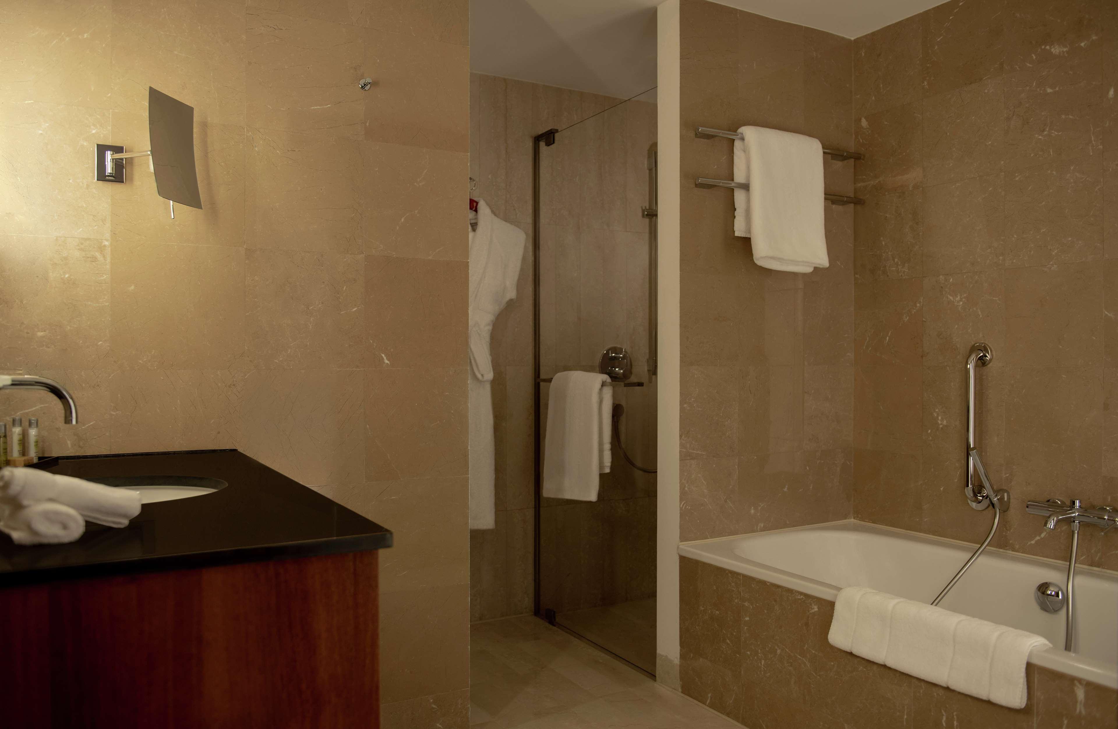 Suite Executive King Bed