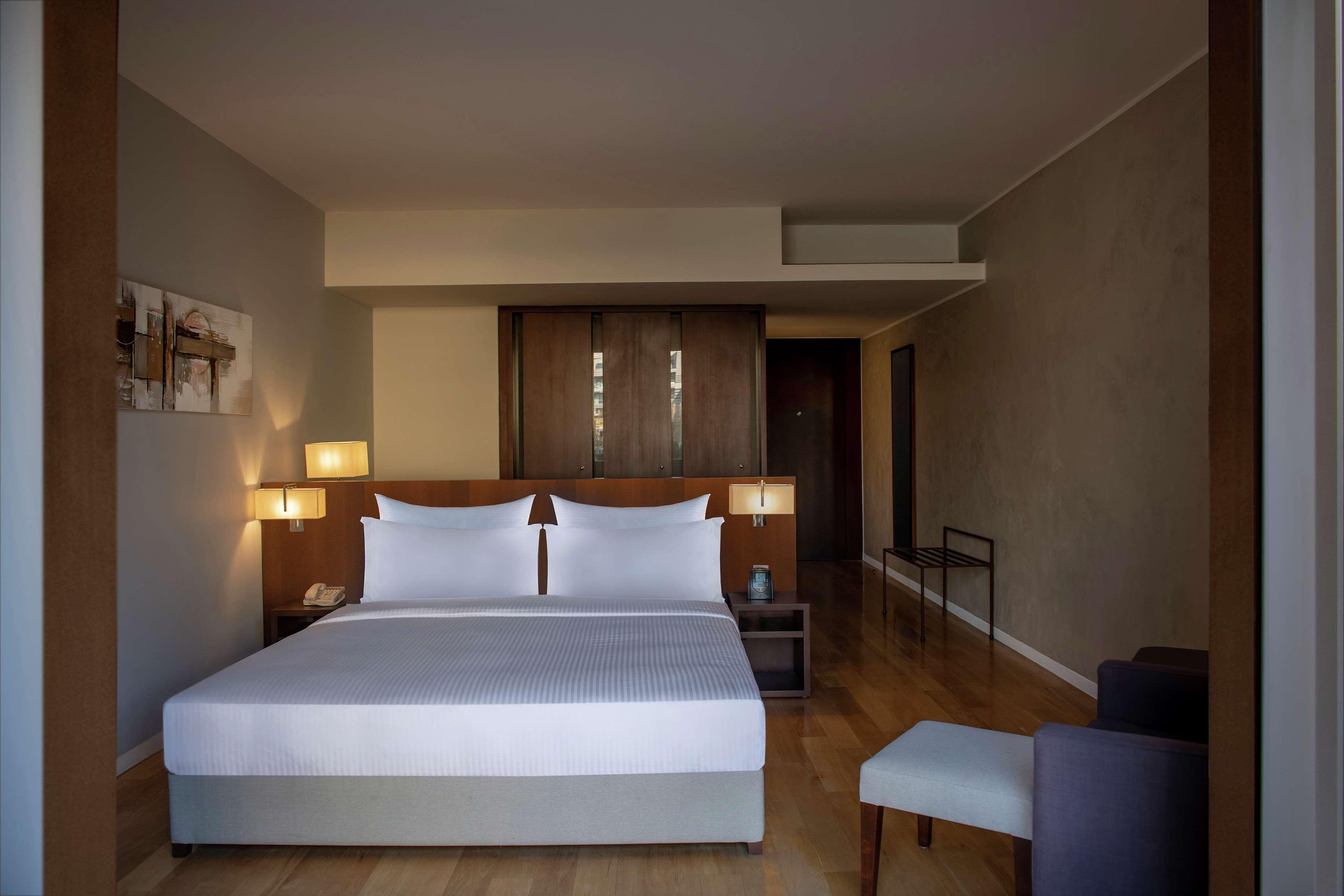 Room Guest Room King Bed