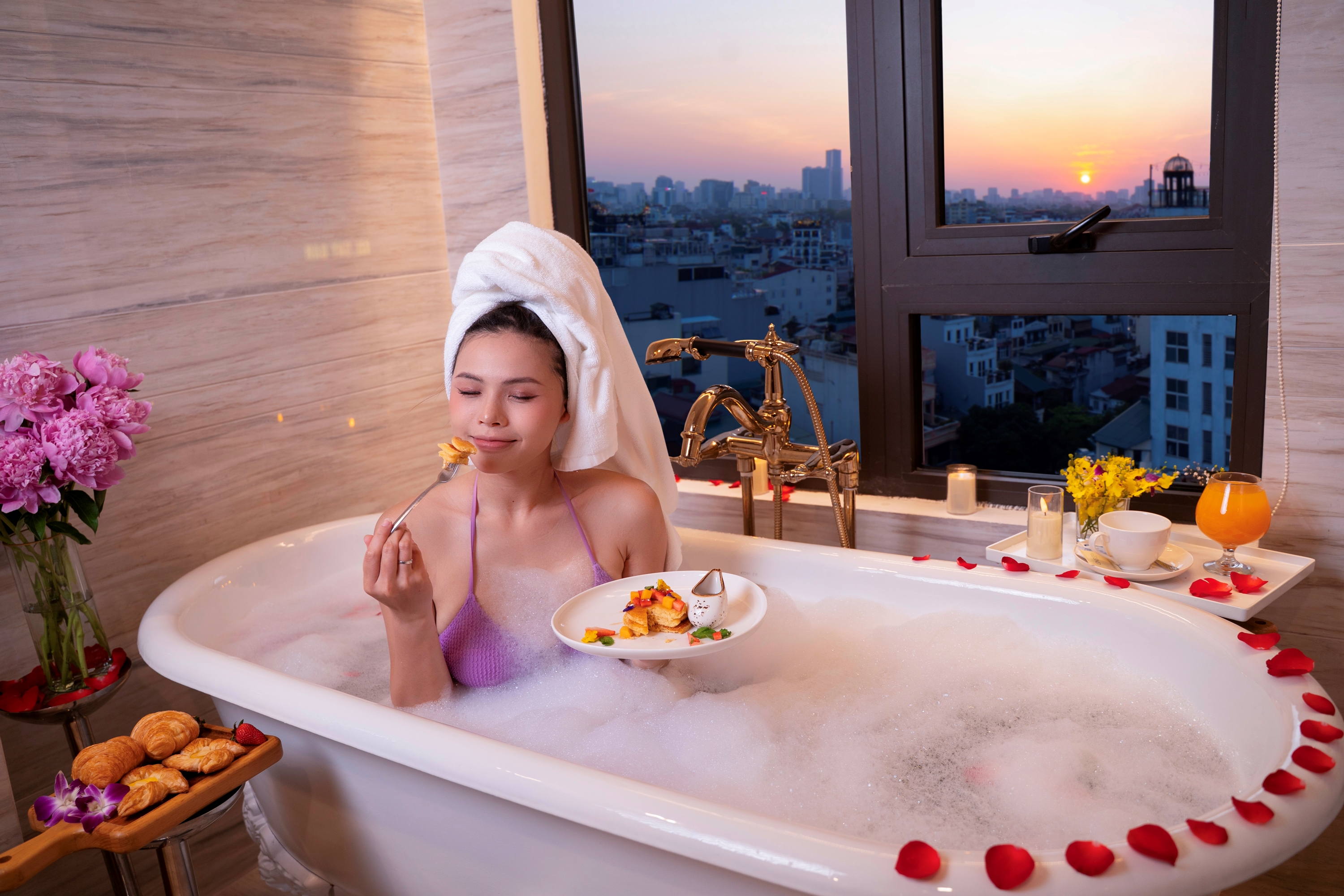 Suite One Bedroom with Terrace