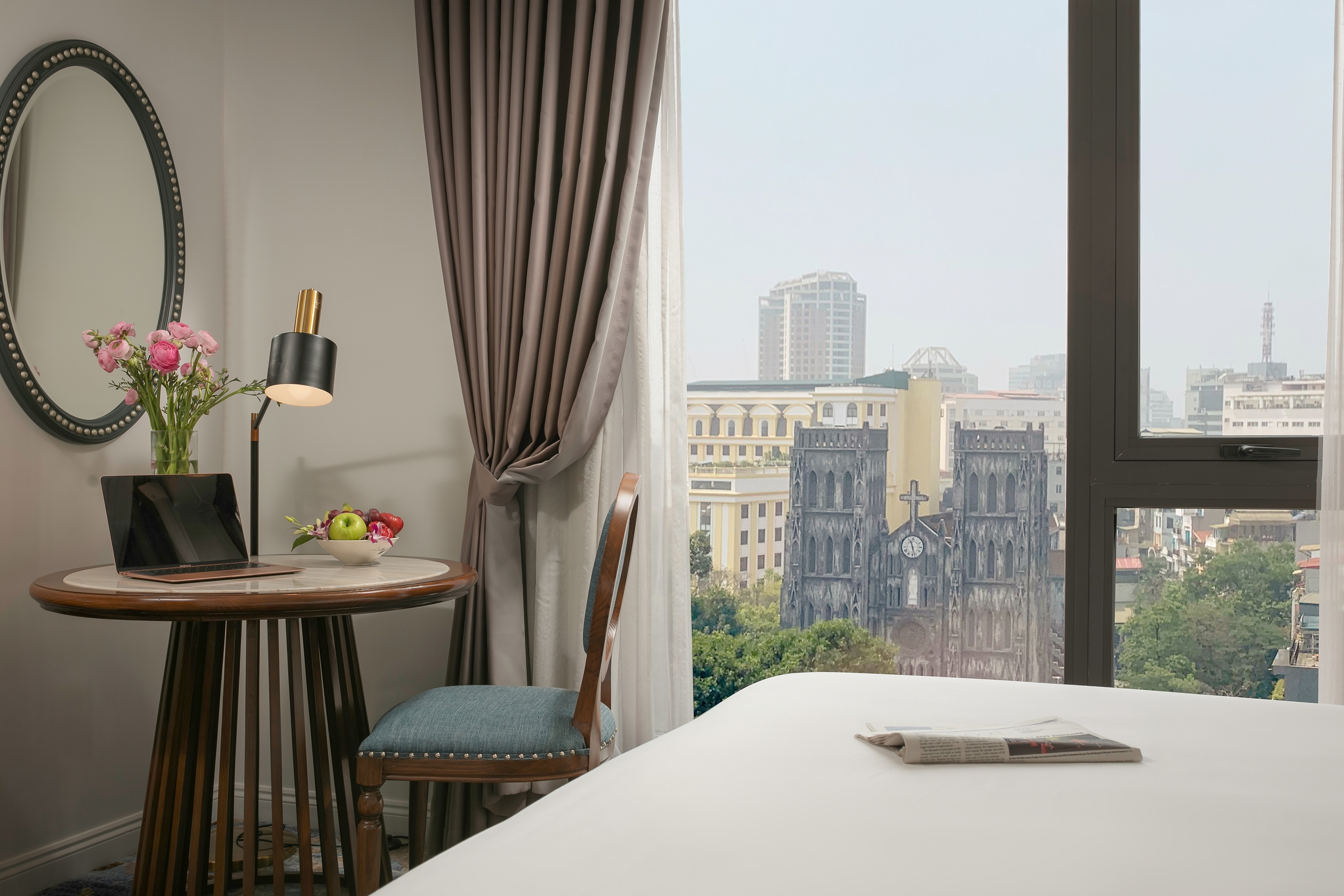 Room Premium King Bed