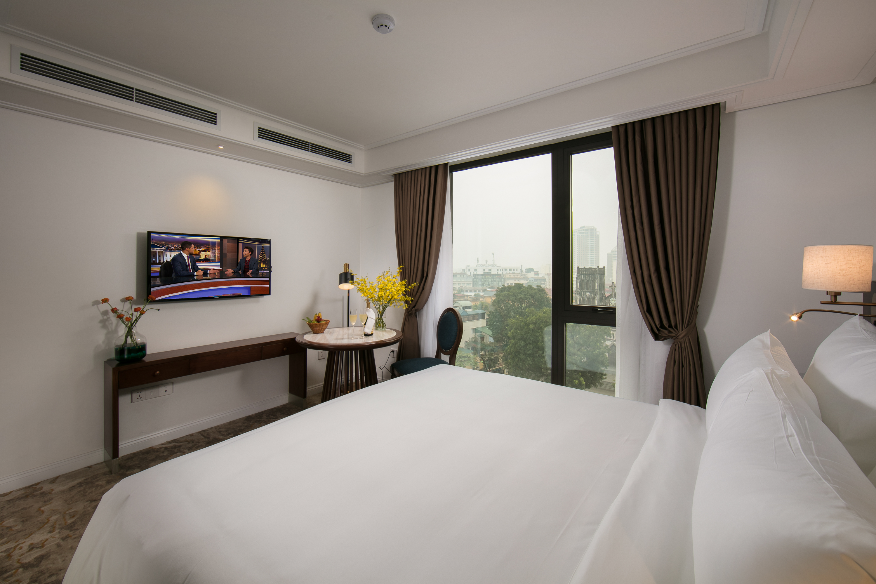 Room Premium King Bed