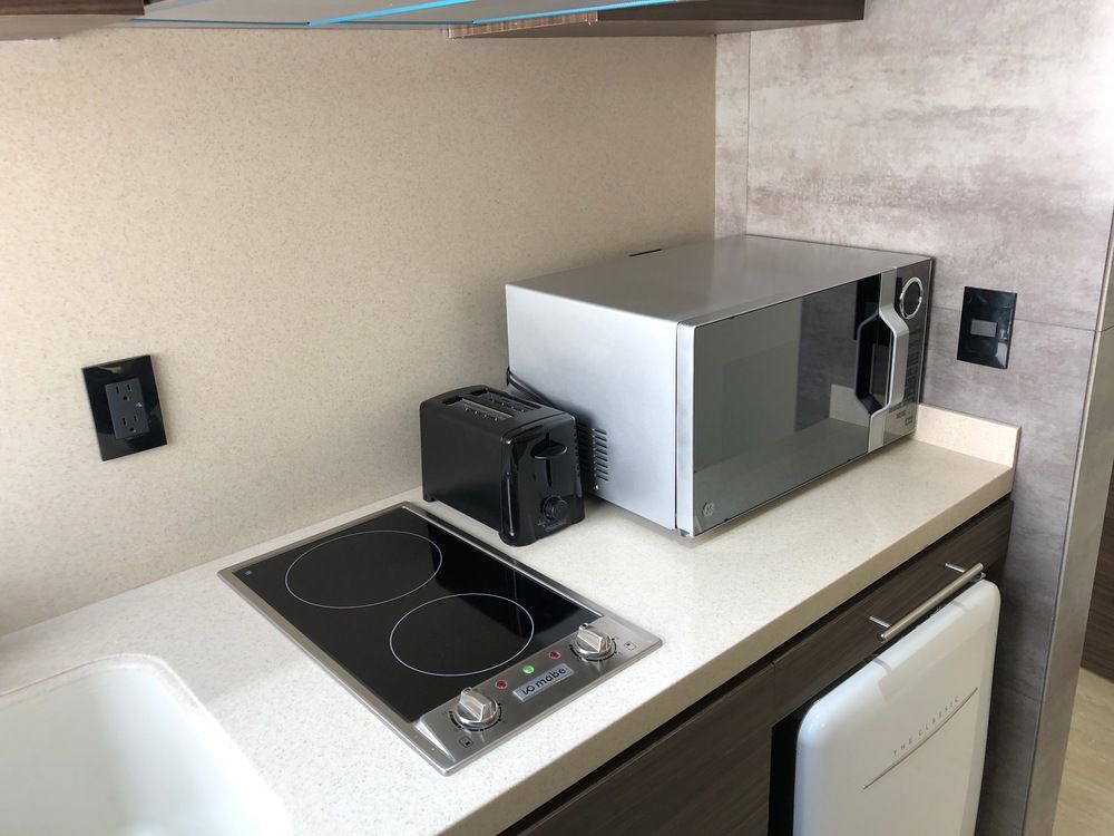 Suite with Kitchenette