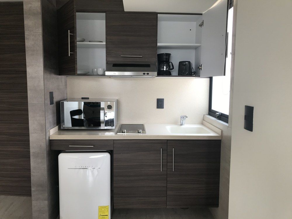 Suite with Kitchenette
