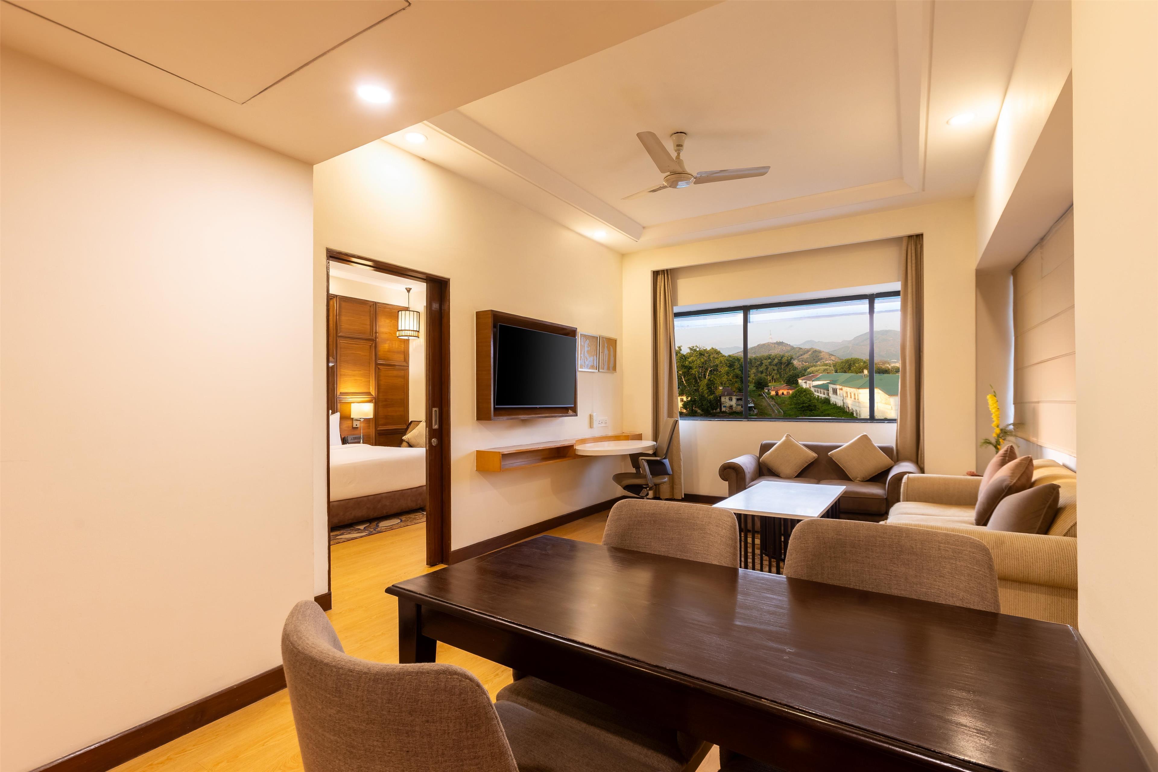 Junior Suite Standard