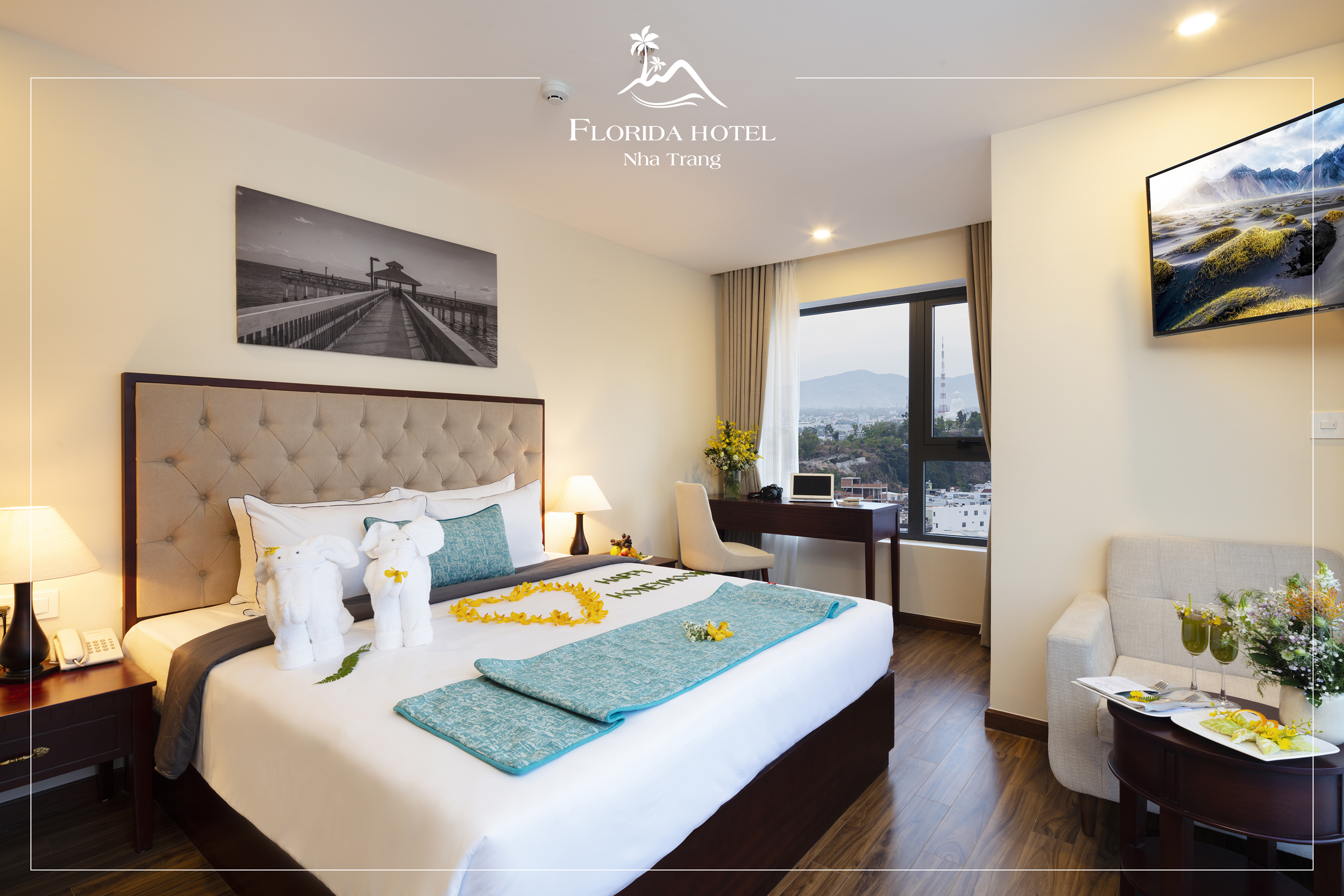 Double Premier City View