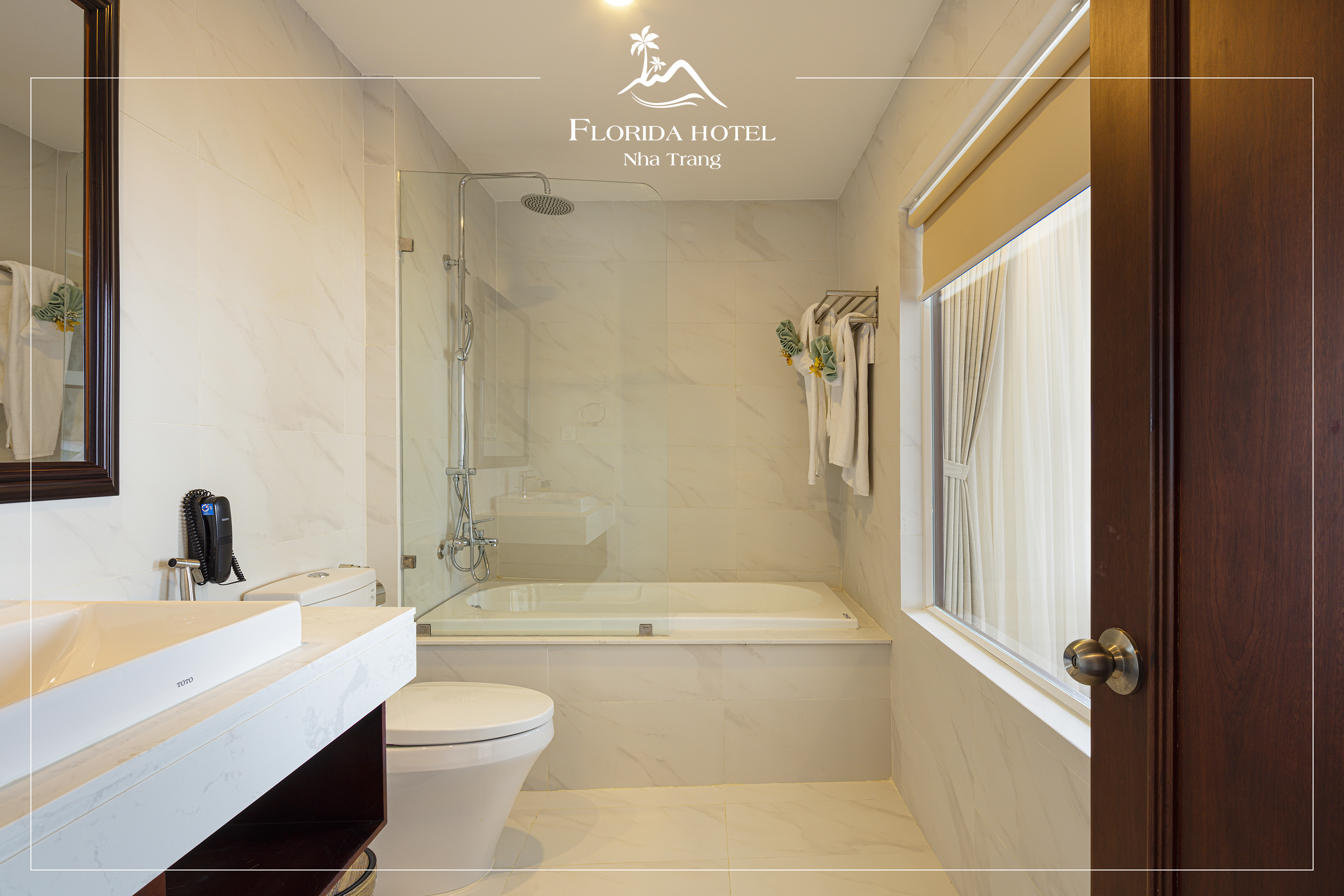 Twin Premier City View