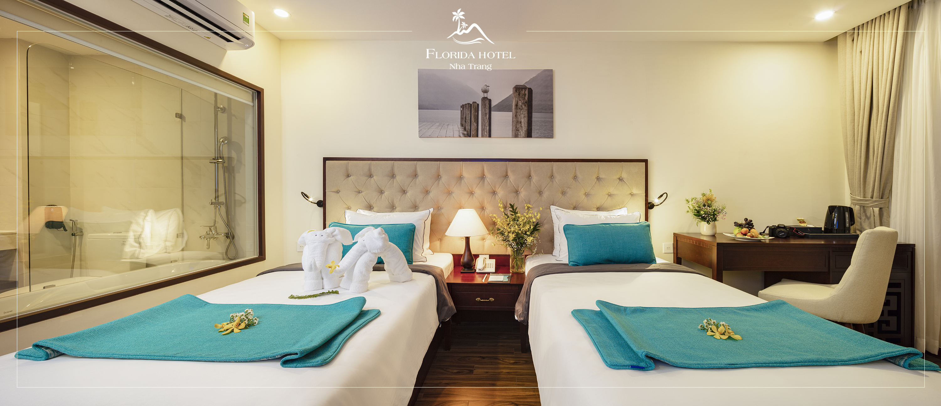 Twin Deluxe City View