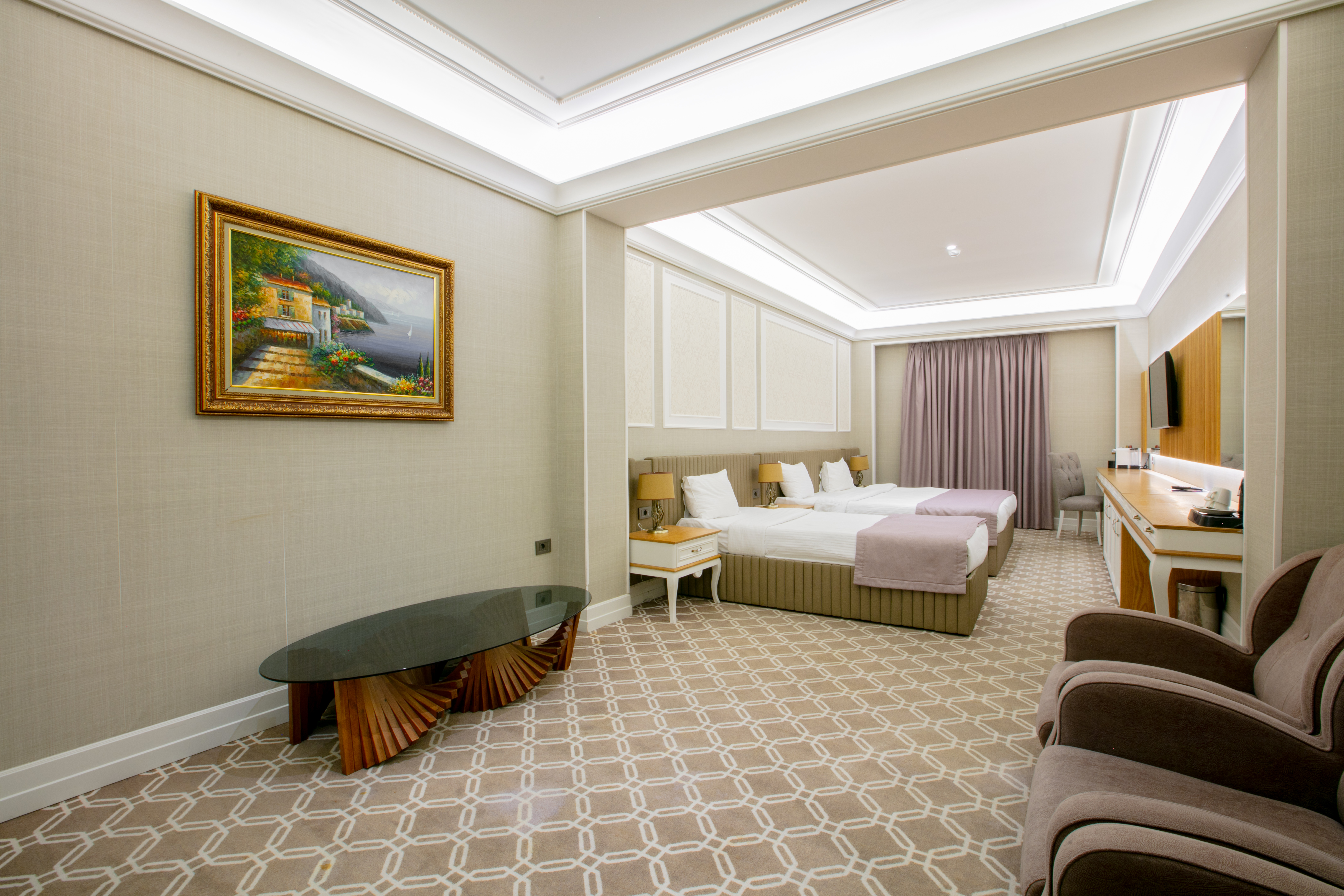 Junior Suite King Size Bed