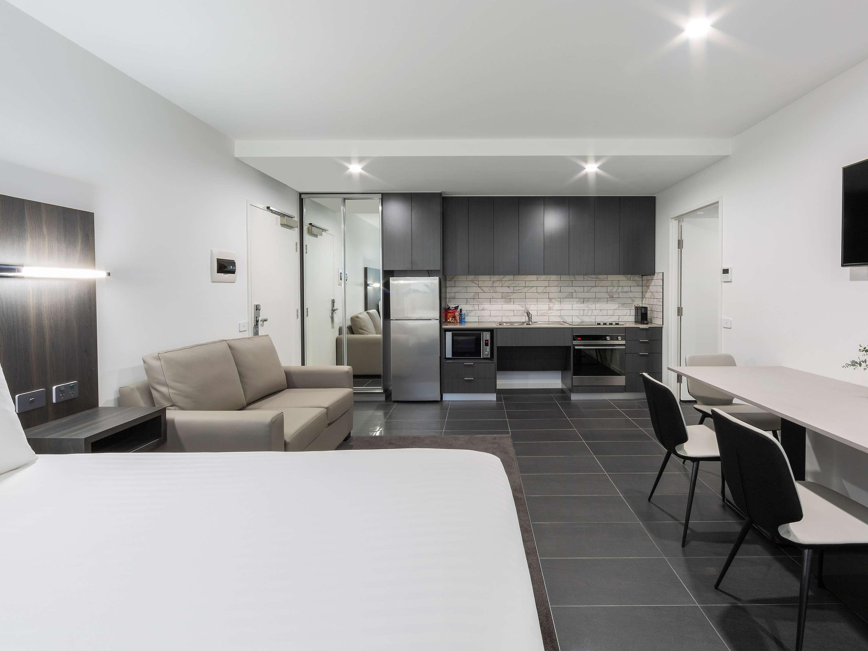 Apartment Queen Size Bed