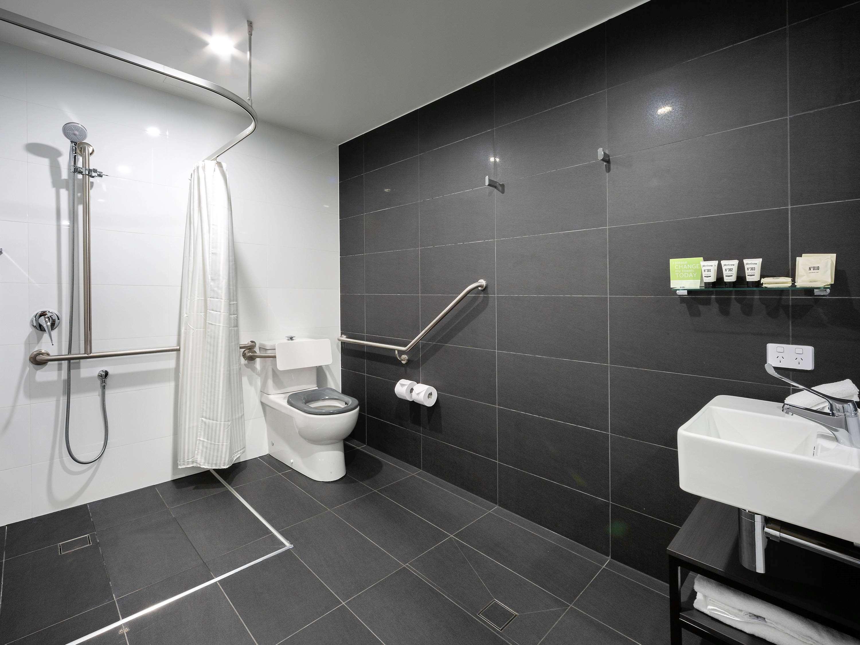 Apartment Queen Size Bed