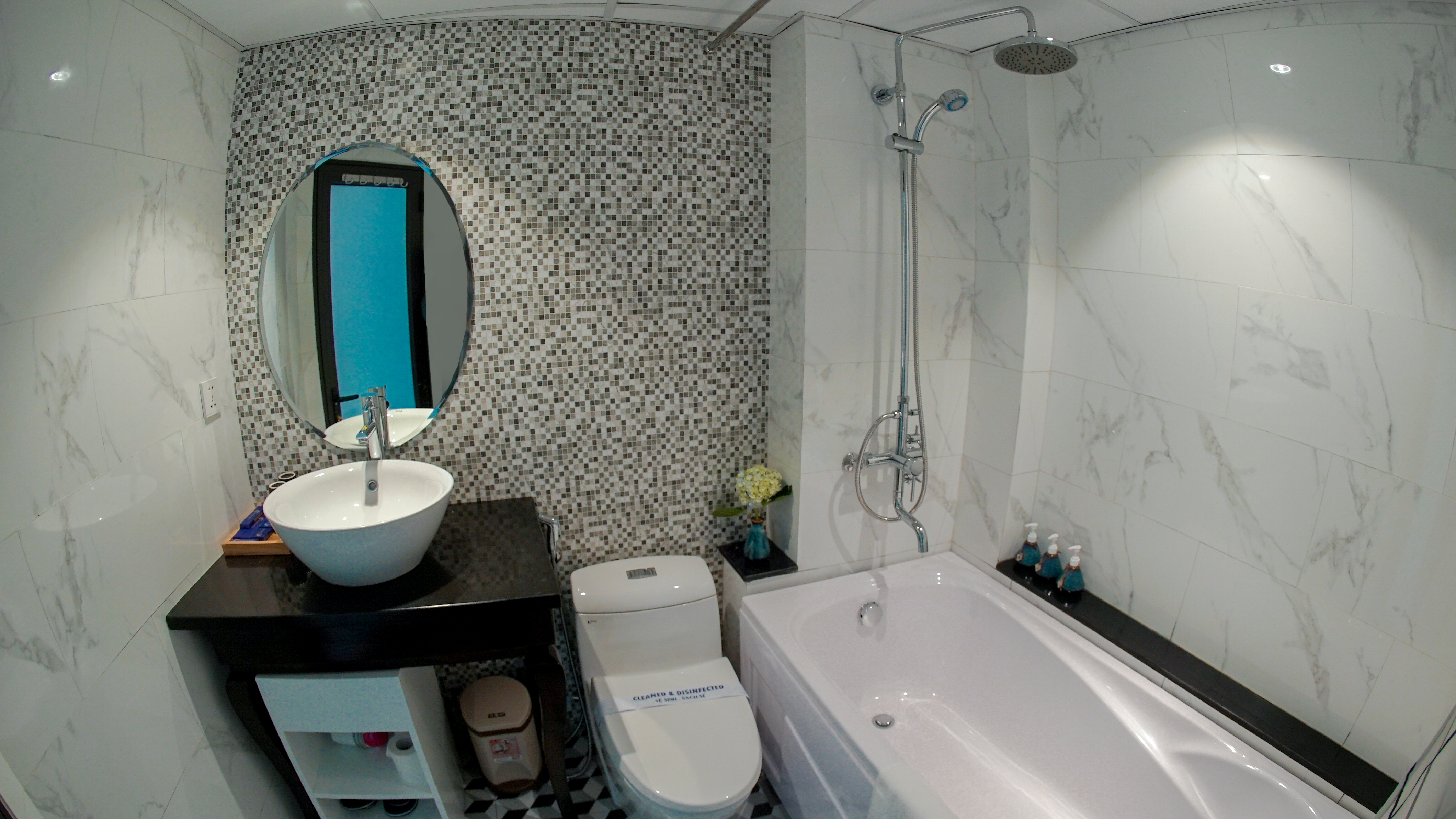 Junior Suite City View King Bed