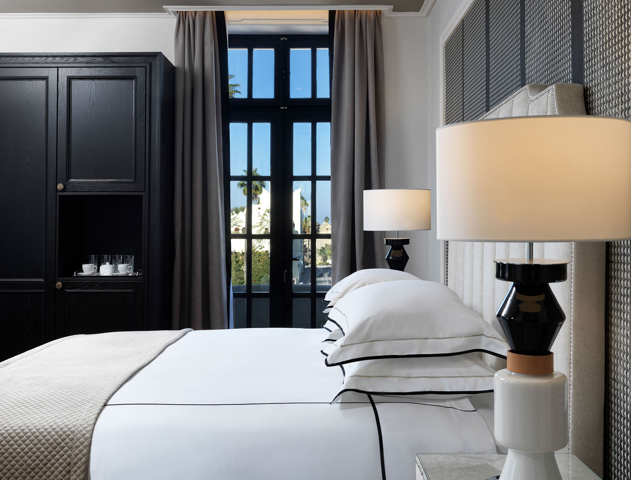 Junior Suite Side Sea View