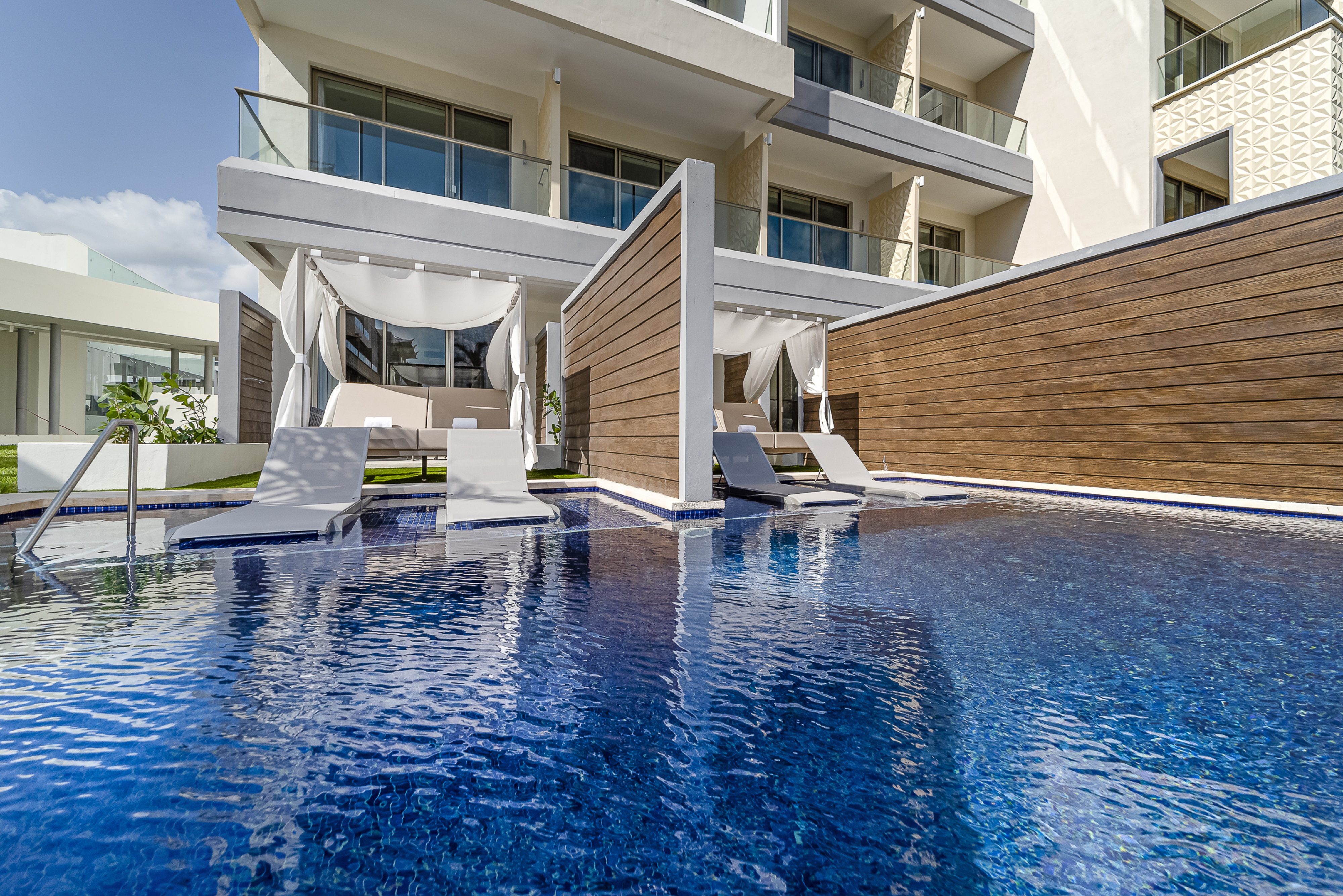 Junior Suite with Private Pool