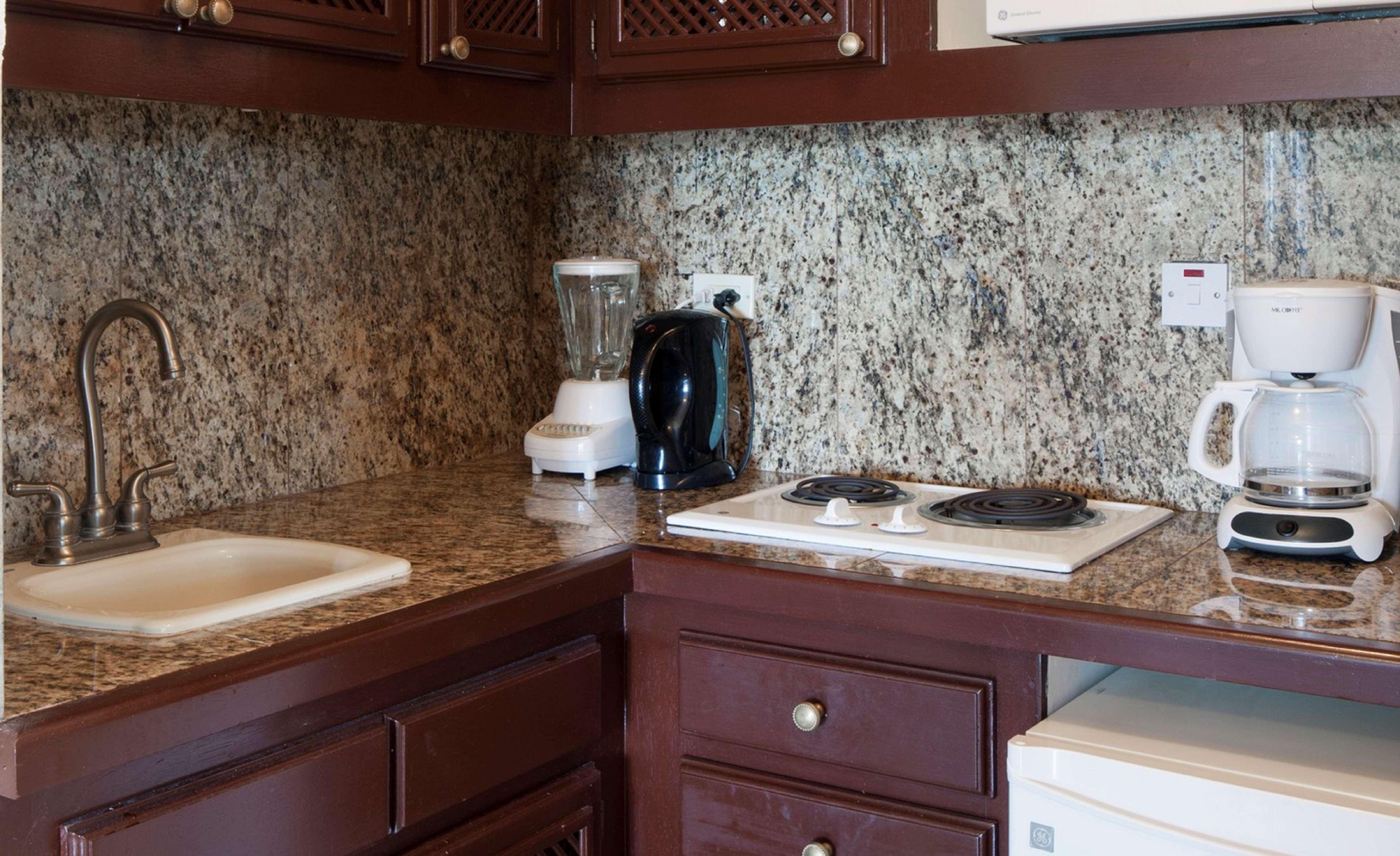 Suite Garden View King Bed