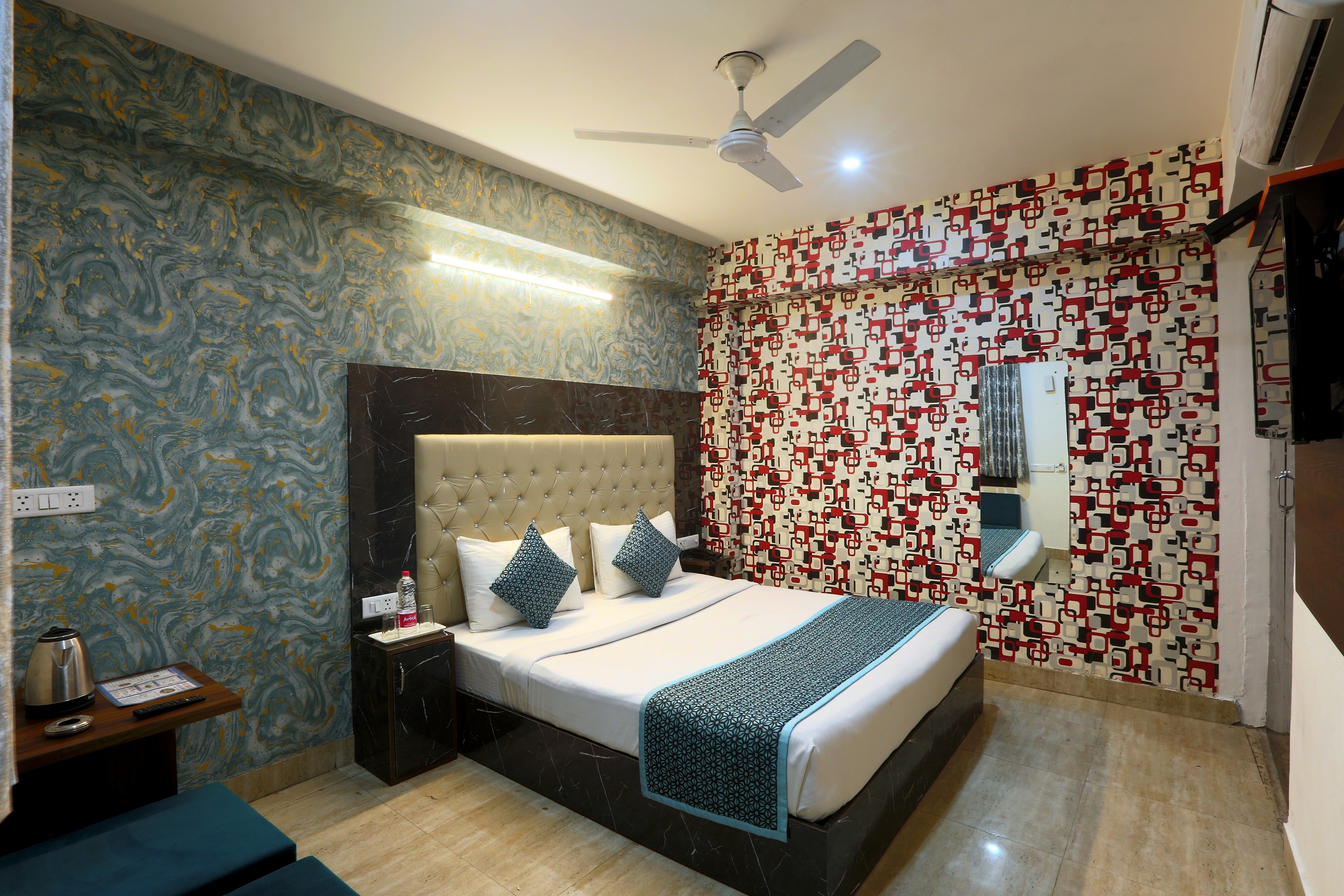 Double or Twin One Bed