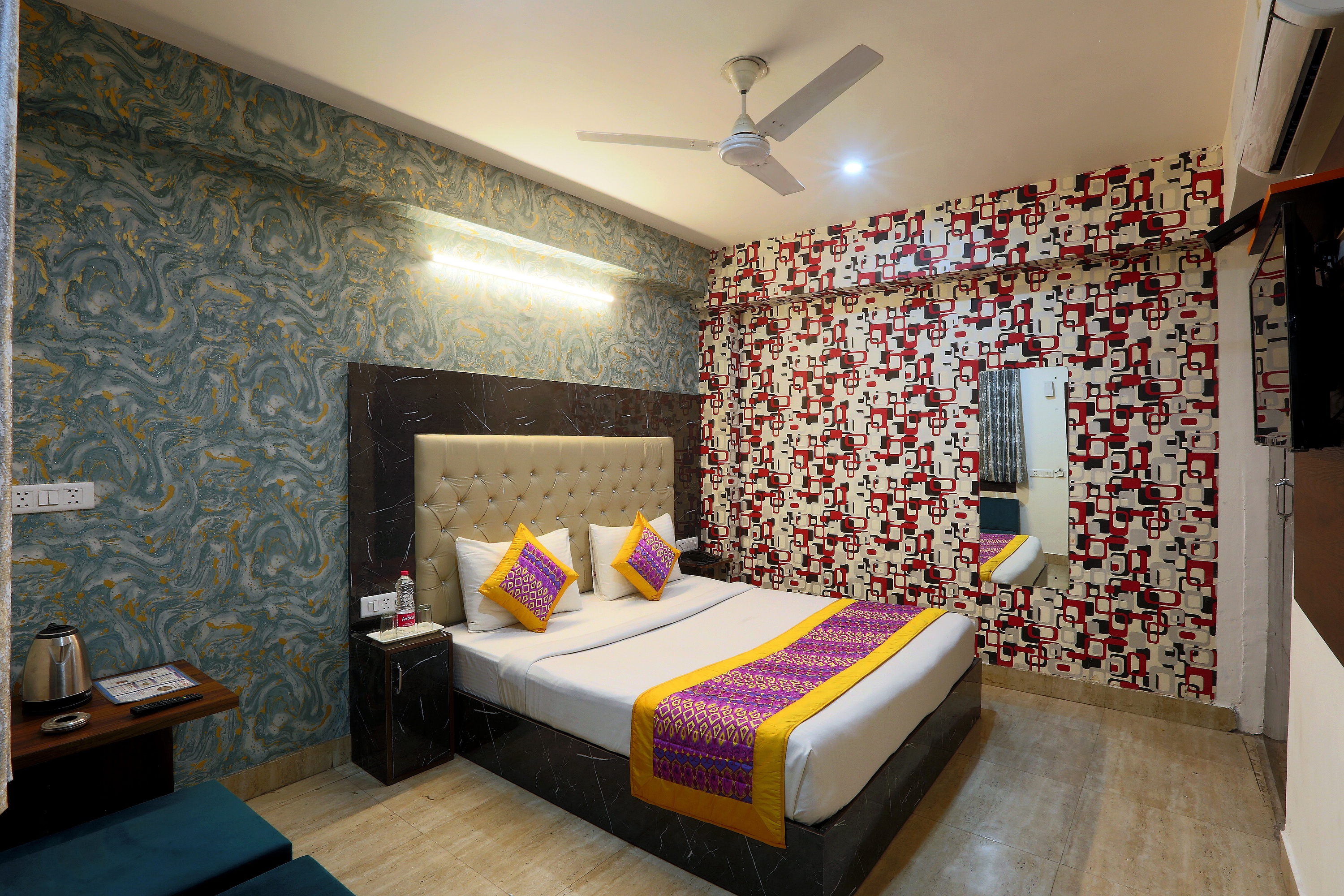 Double or Twin One Bed