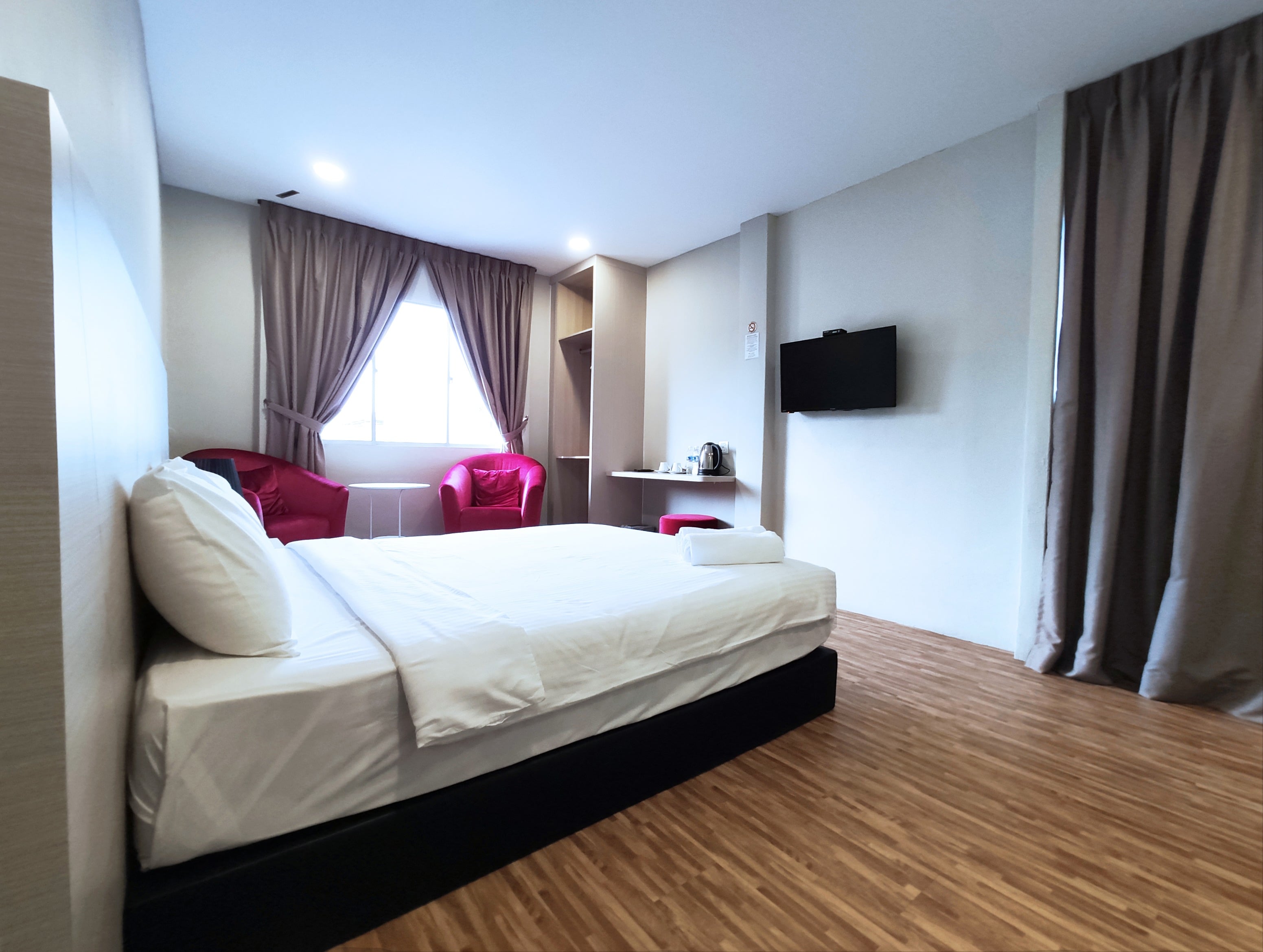 Room Deluxe Queen Bed