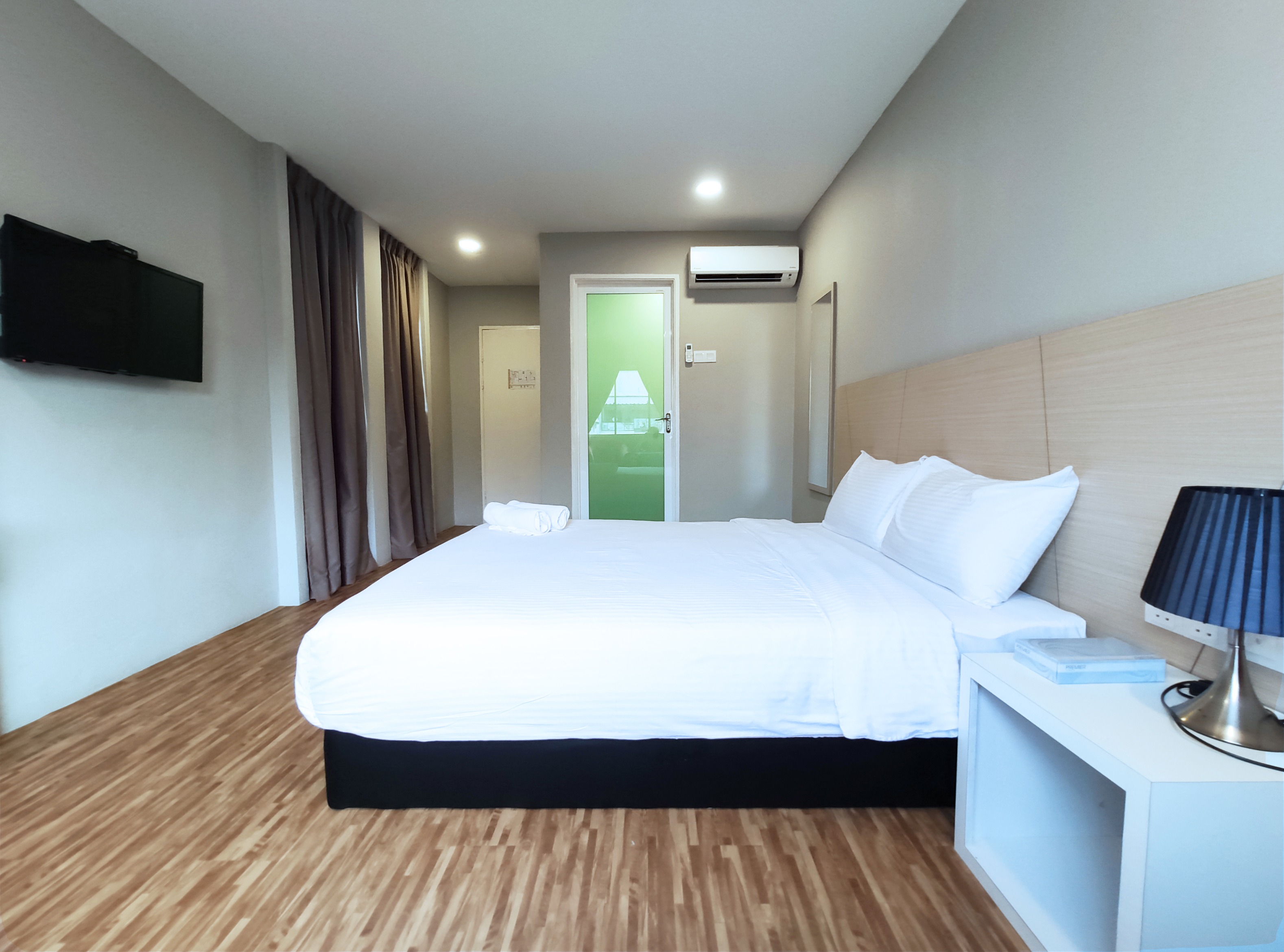 Room Deluxe Queen Bed