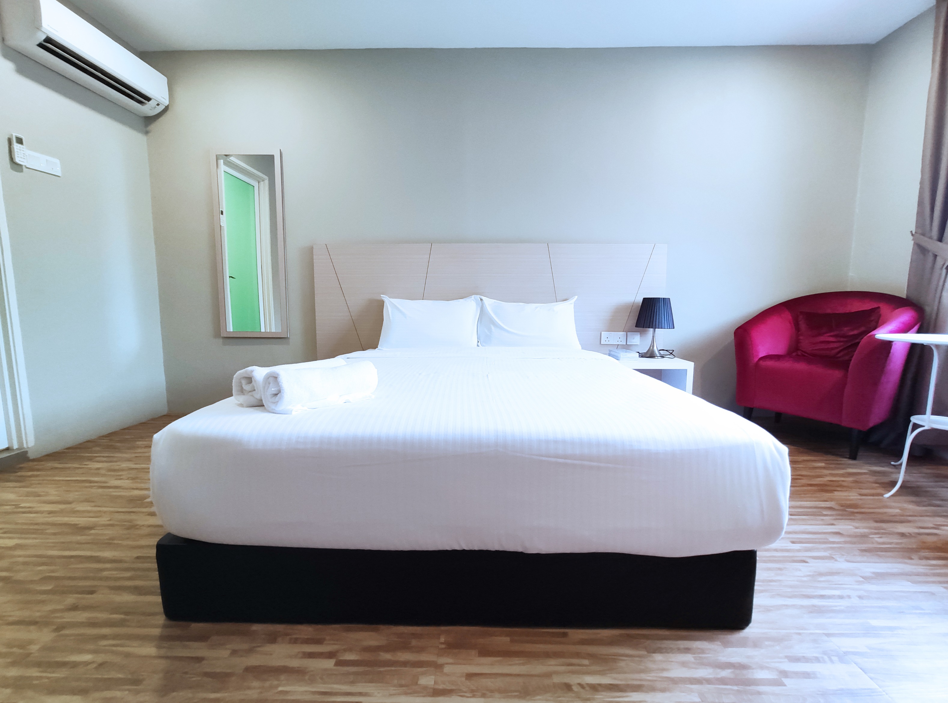 Room Deluxe Queen Bed