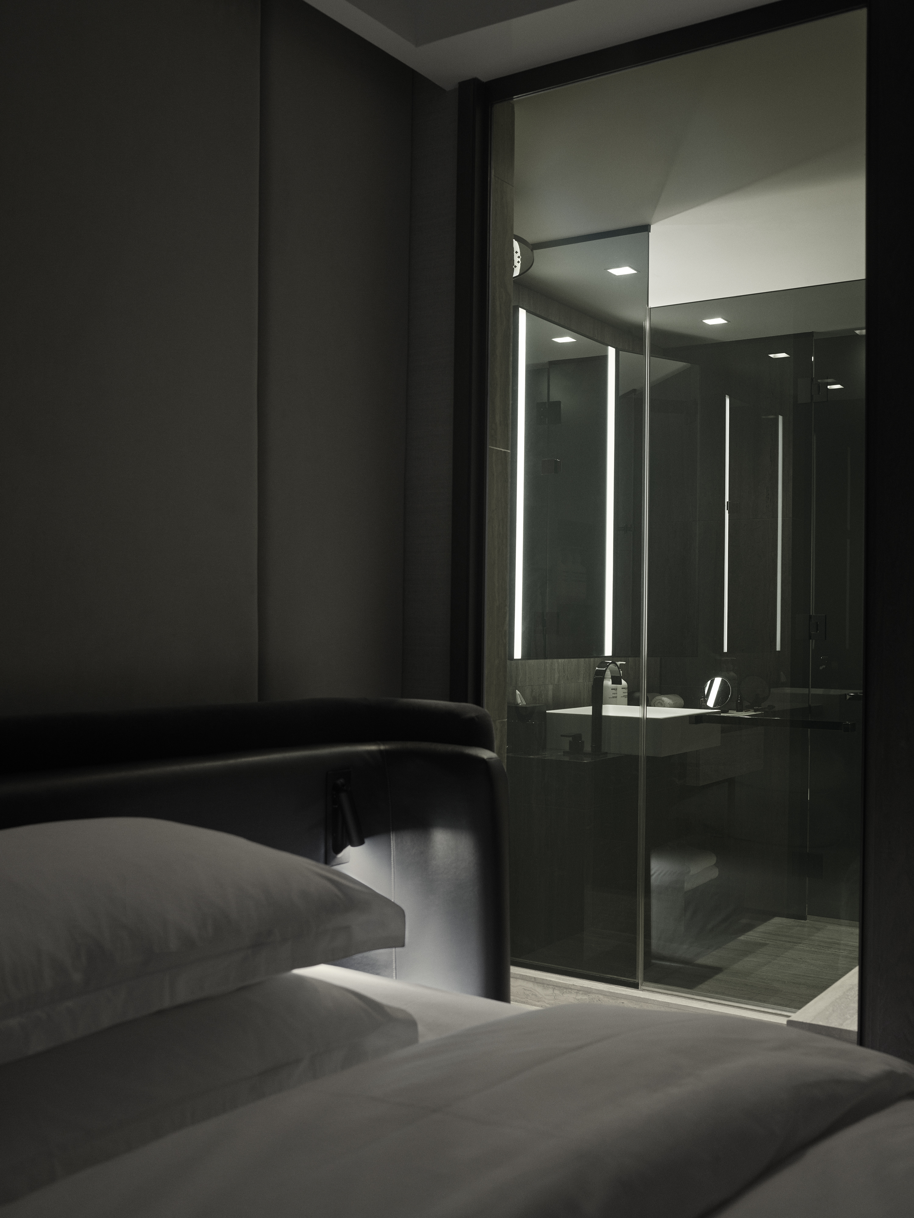 Double Deluxe City View King Bed