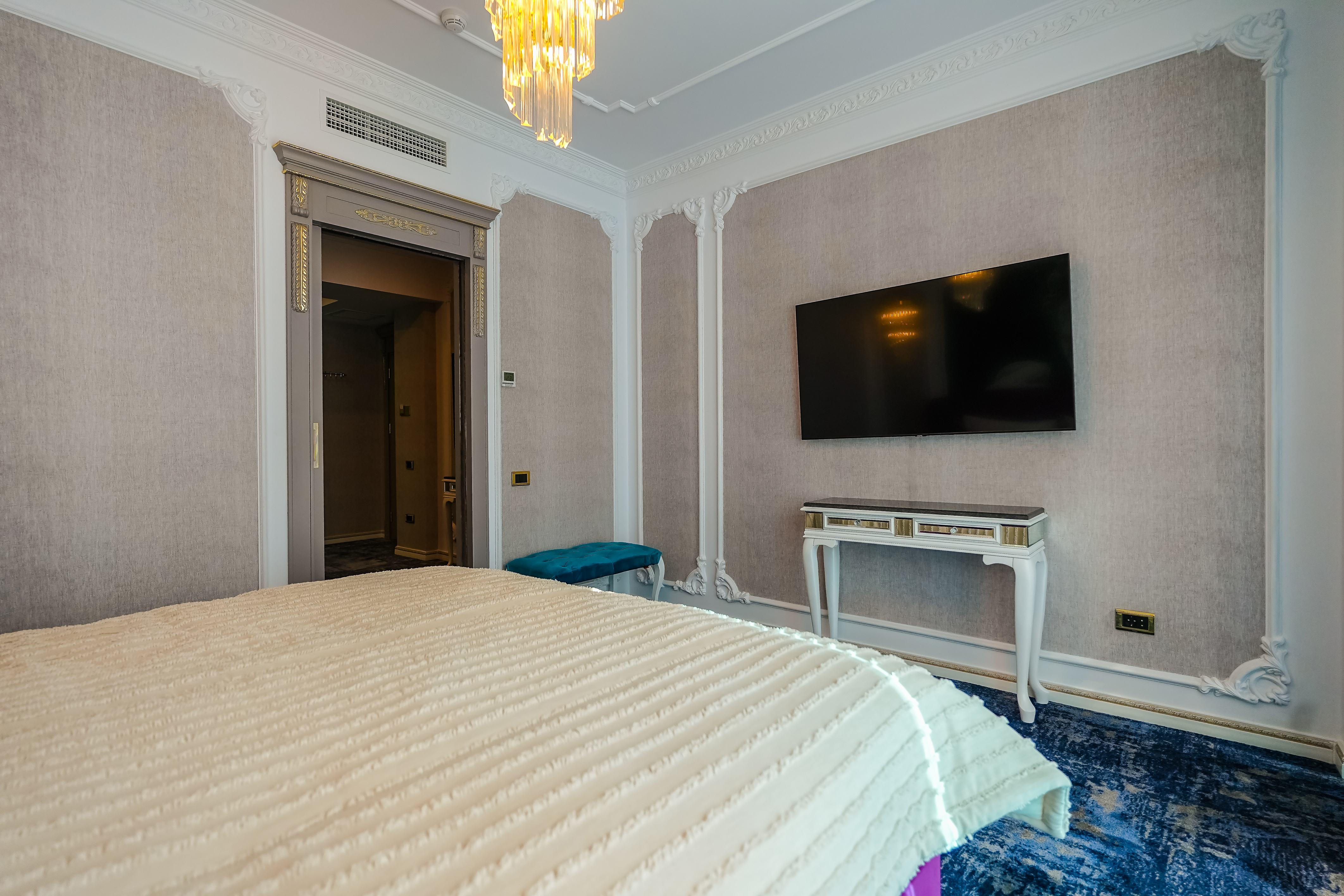 Family Room Standard