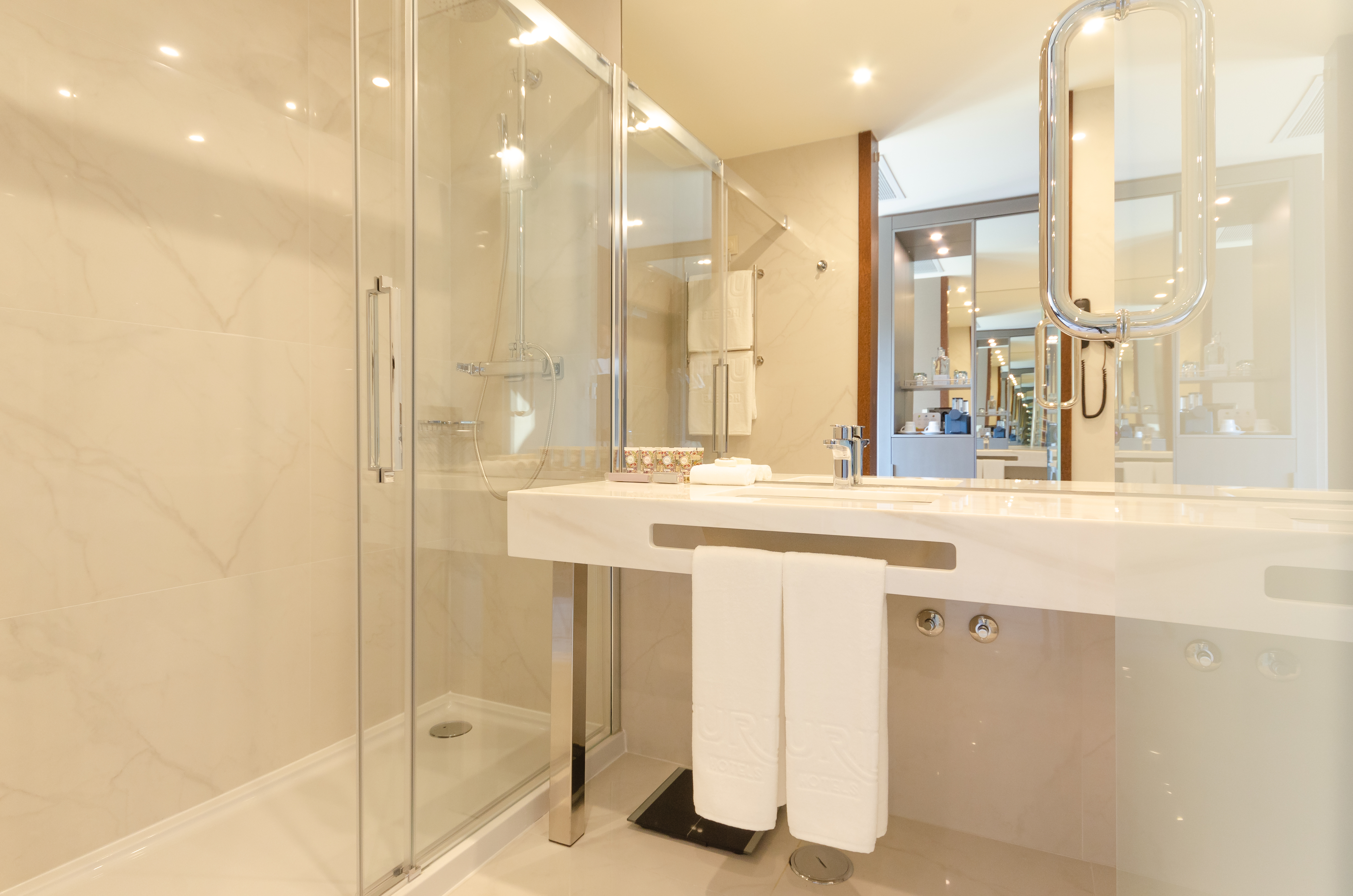 Double Deluxe Superior